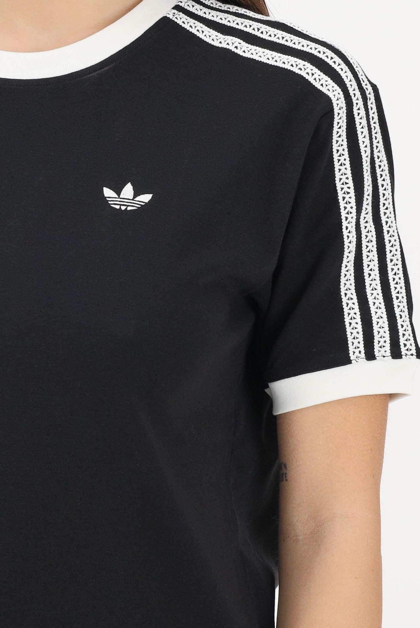 ADIDAS ORIGINALS T-shirt a manica corta SUMEMR GLOW ADVANCED THREE STRIPES nera da donna KY8127 . ADIDAS ORIGINALS
