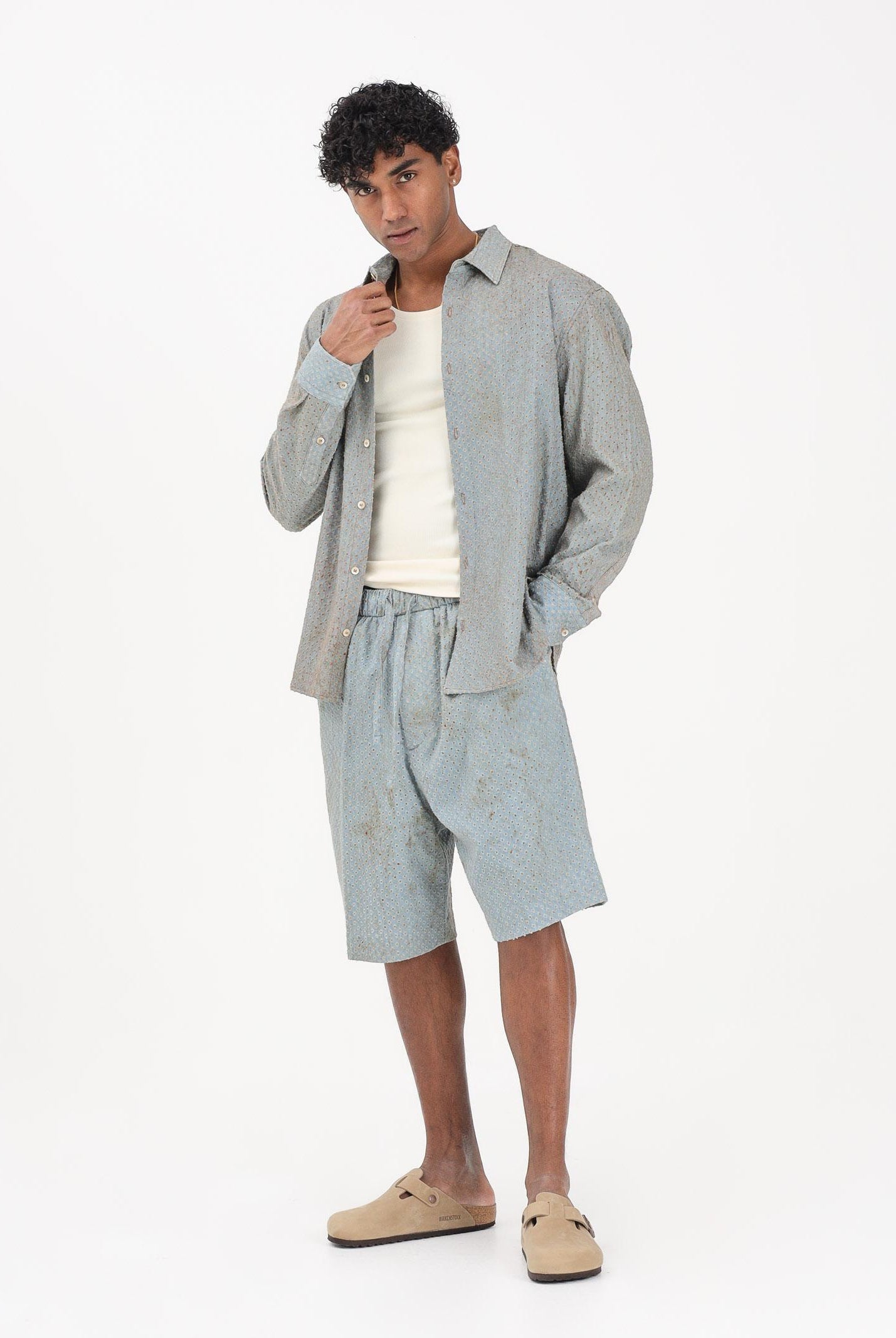 I'M BRIAN Shorts celeste da uomo con micro-lavorazione traforata BE3715 0028 I'M BRIAN