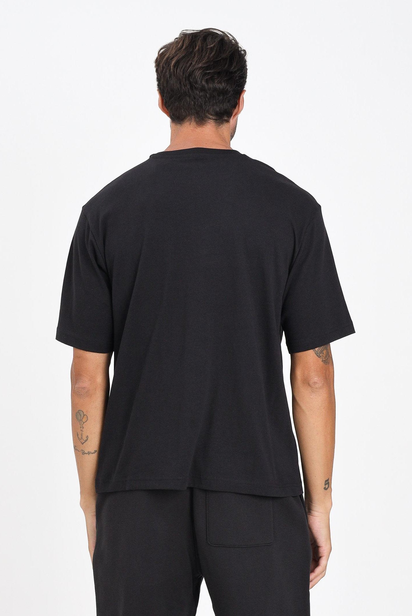 PUMA T-shirt a manica corta WARDROBE ESS nera da uomo 629645 01 PUMA