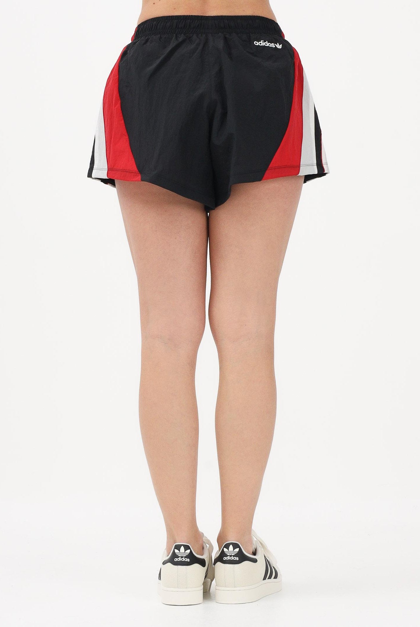 ADIDAS ORIGINALS Shorts sportivo Santiago Woven nero, rosso e bianco da donna KD1390 . ADIDAS ORIGINALS