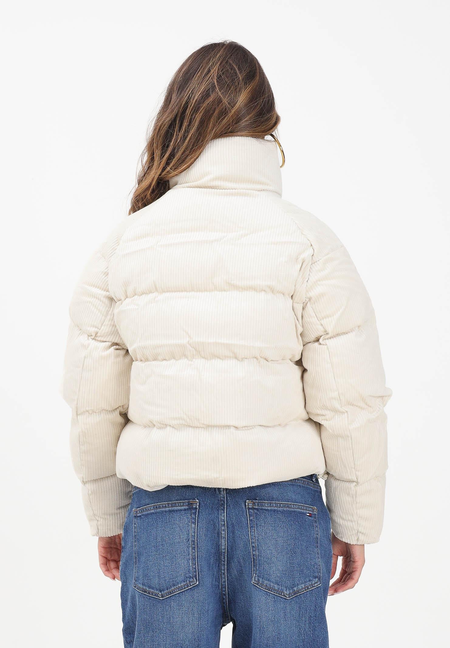 PUMA Piumino in velluto a coste Wardrobe Essentials panna da donna 632171 87 PUMA