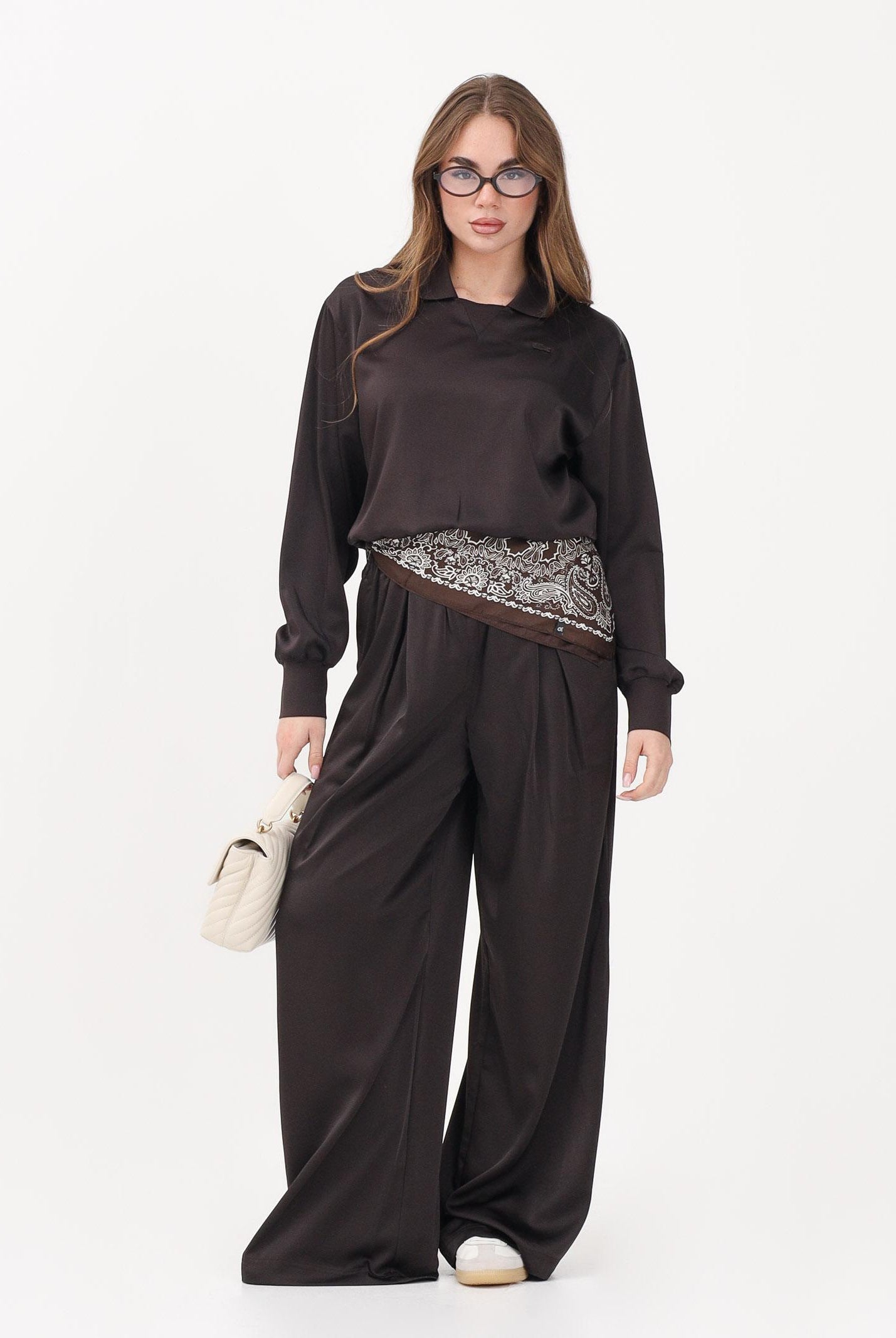 LACOSTE Pantalone marrone da donna in raso elasticizzato HF9801 3LA LACOSTE