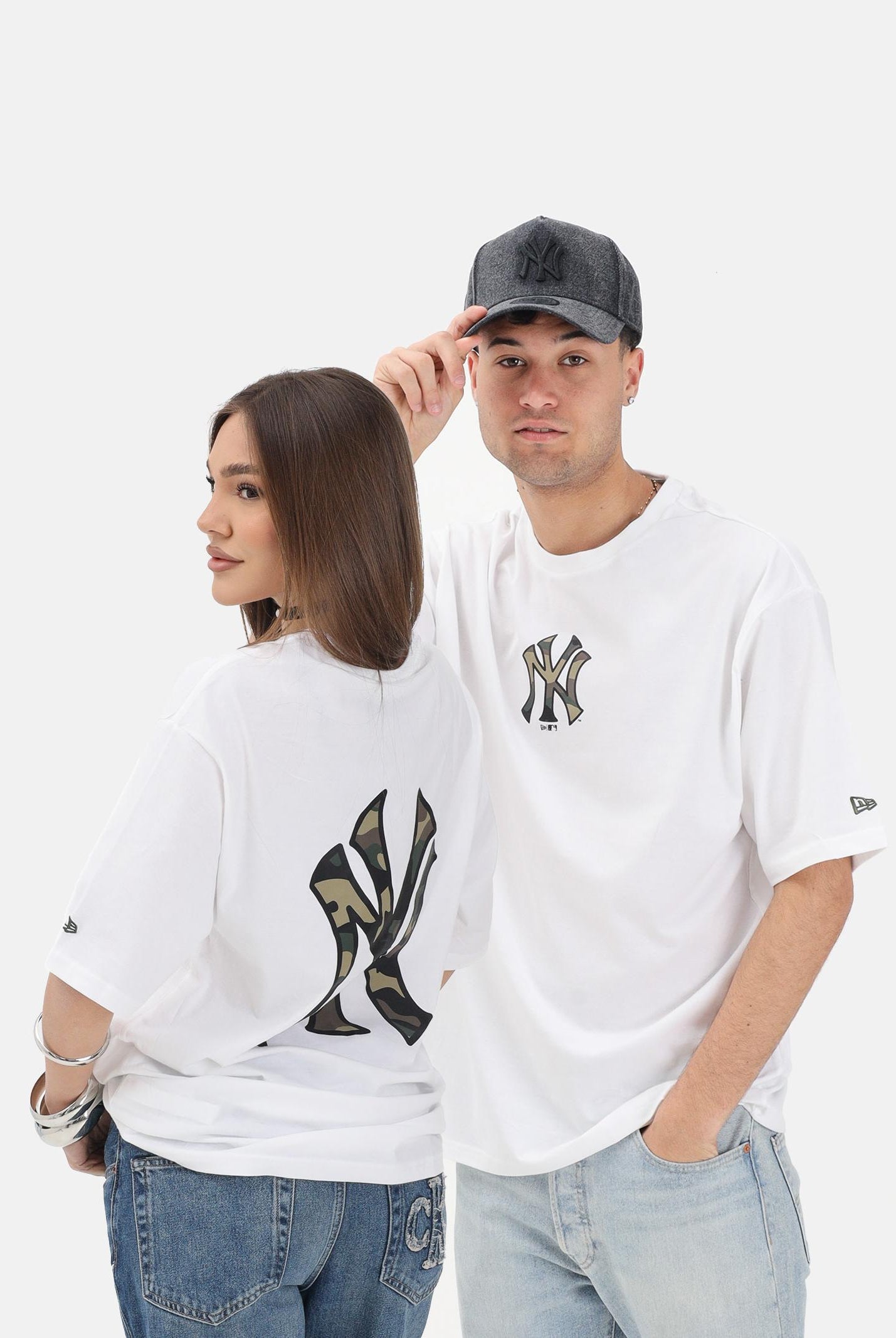 NEW ERA T-shirt a manica corta Oversized New York Yankees MLB Infill bianca per uomo e donna 60856215 . NEW ERA