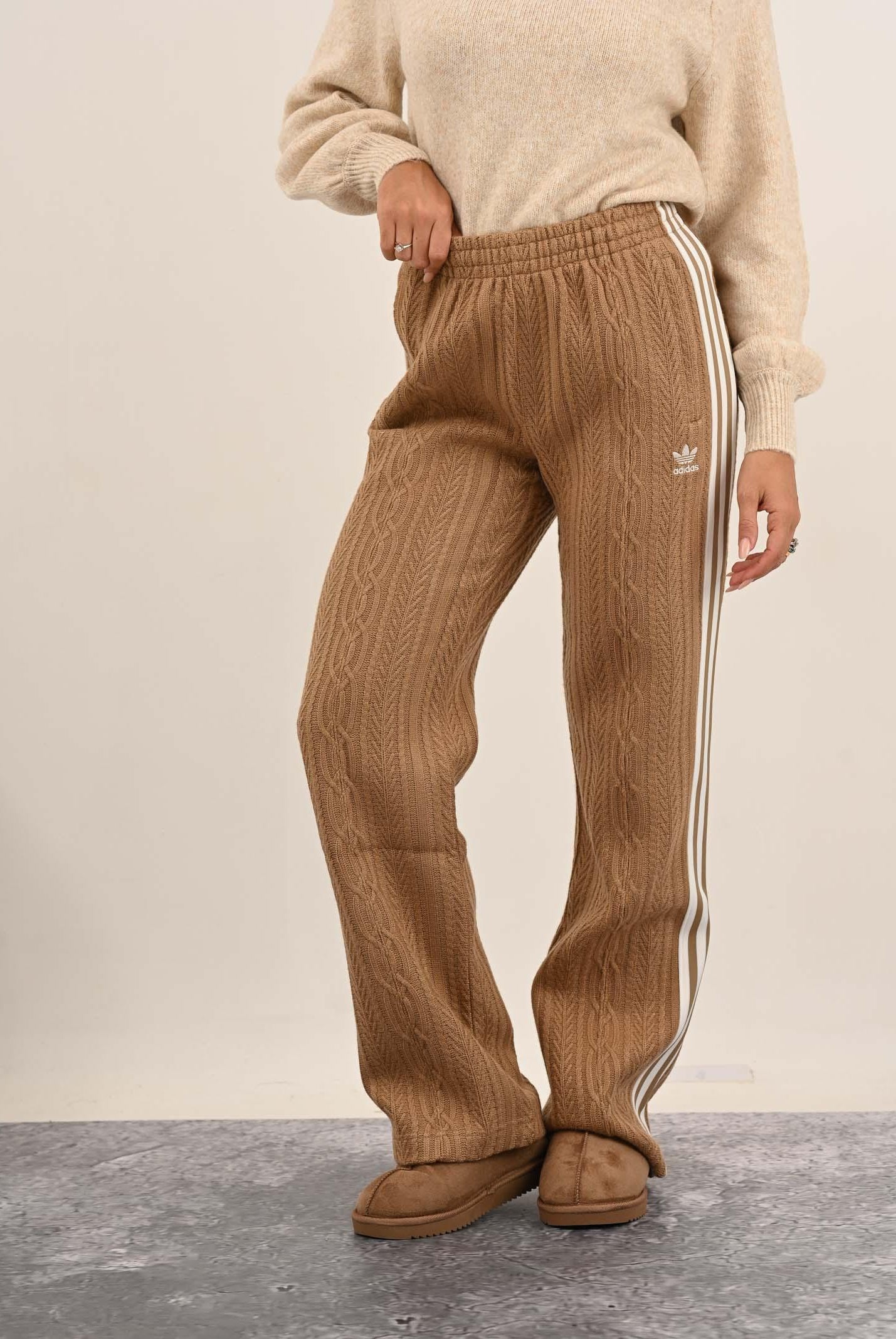 ADIDAS ORIGINALS Pantalone sportivo KNIT CLASSIC beige da donna KS7802 . ADIDAS ORIGINALS