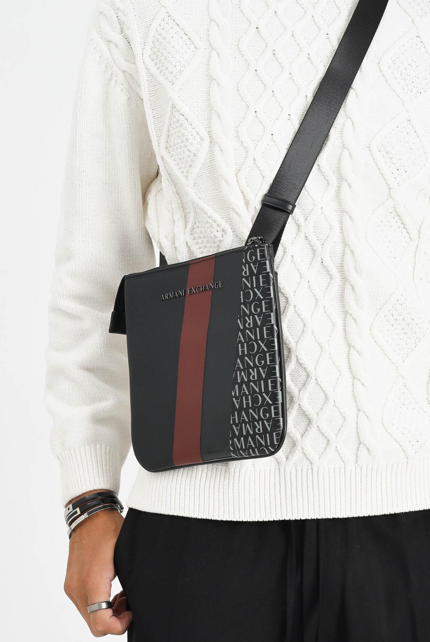 ARMANI EXCHANGE Borsello nero da uomo con motivo color block e logo XM000164AF11935 MC257 ARMANI EXCHANGE