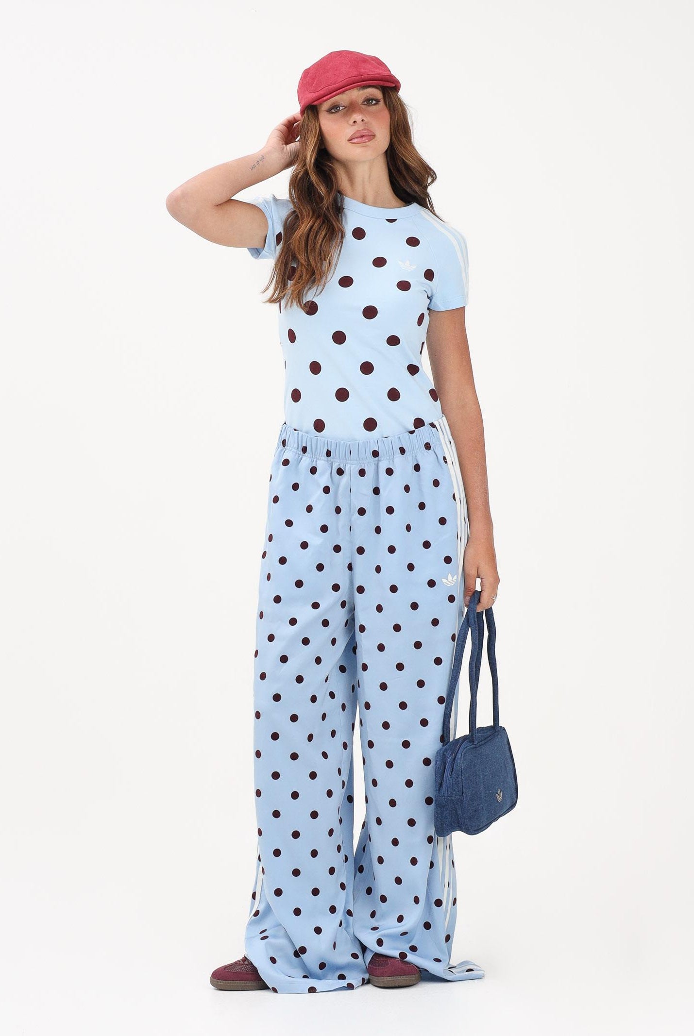 ADIDAS ORIGINALS T-shirt a manica corta CALIFORNINA SLIM FIT azzurra e bordeaux da donna KV1192 . ADIDAS ORIGINALS