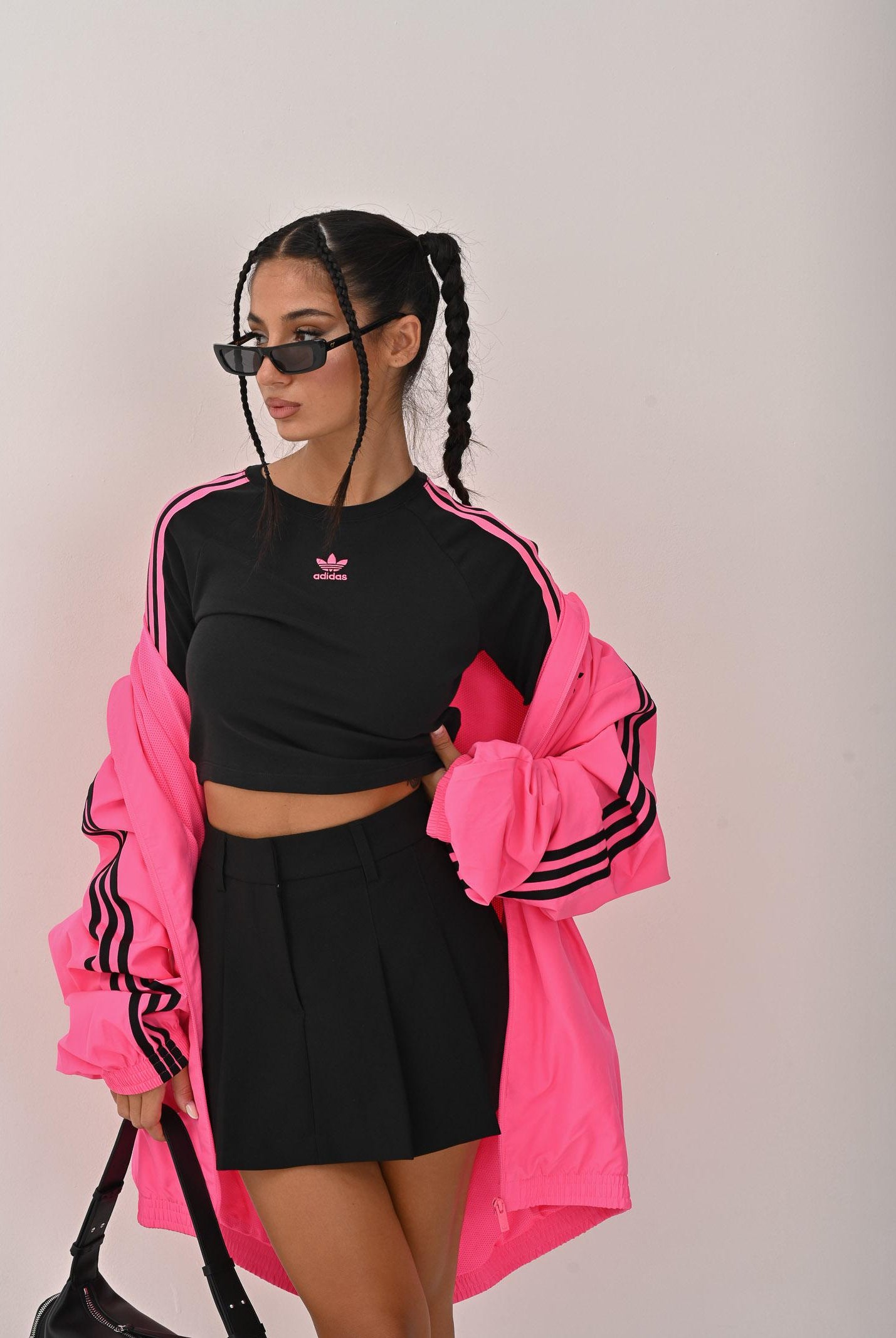 ADIDAS ORIGINALS T-shirt a manica corta 3-Stripes nera da donna JY4858 . ADIDAS ORIGINALS