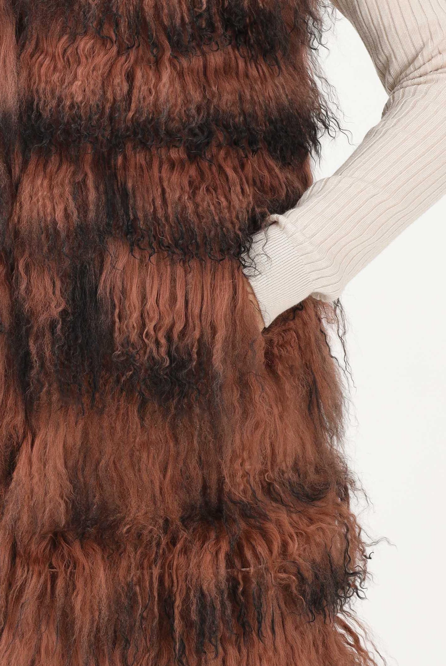 MEHRAN Vera pelliccia lunga da donna con effetto a righe sfumate nei toni del marrone e del nero 25150BRWBLK BRWBLK MEHRAN