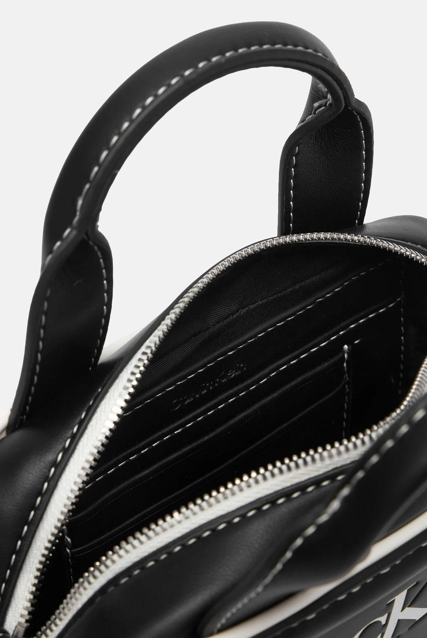 CALVIN KLEIN borsa mini a tracolla Contrast CK Mini Bauletto Bag, Black nero donna. LV04F1257G UB1 CALVIN KLEIN