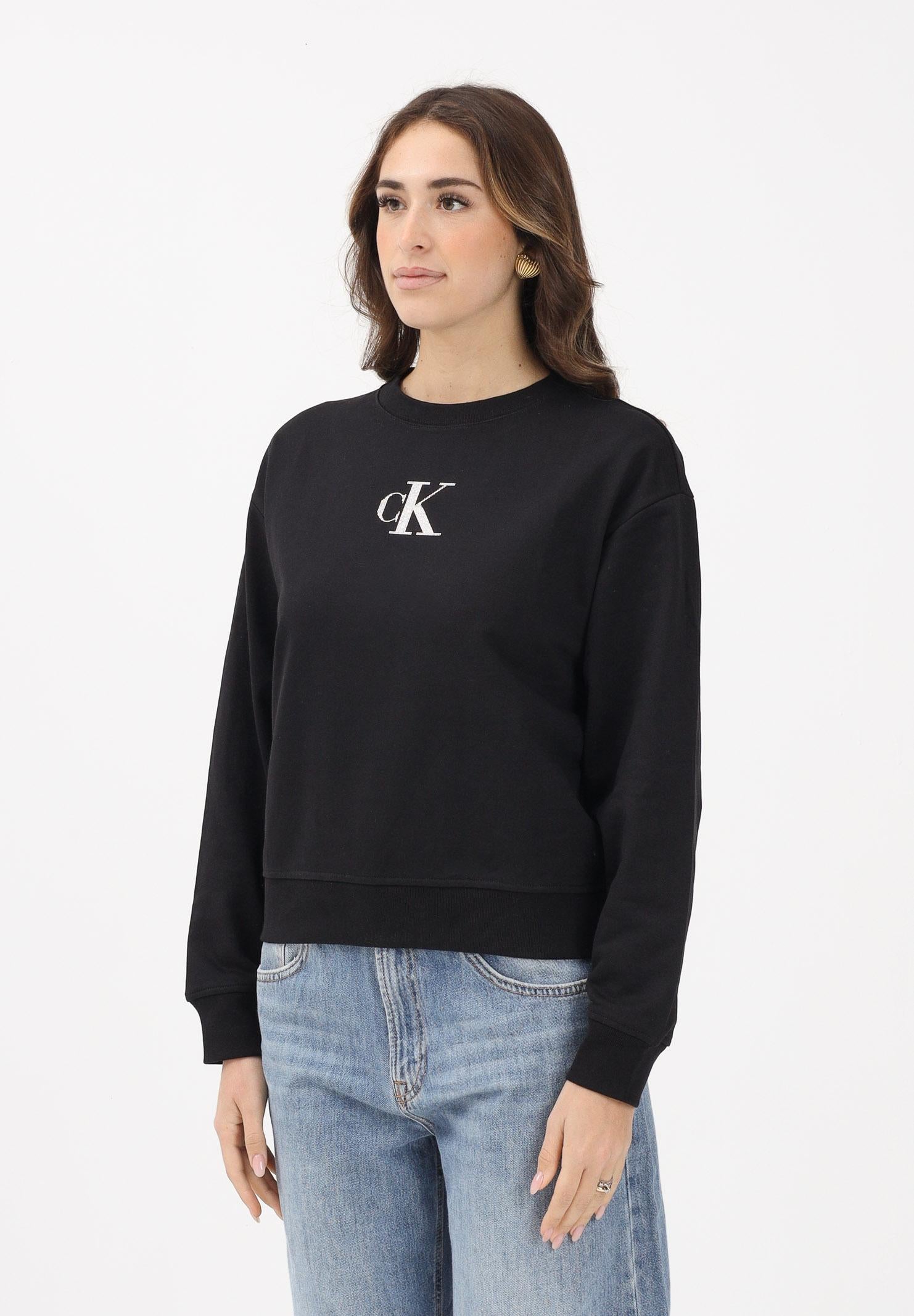 CALVIN KLEIN JEANS Felpa girocollo nera da donna con logo LV047E828GUB1 . CALVIN KLEIN JEANS