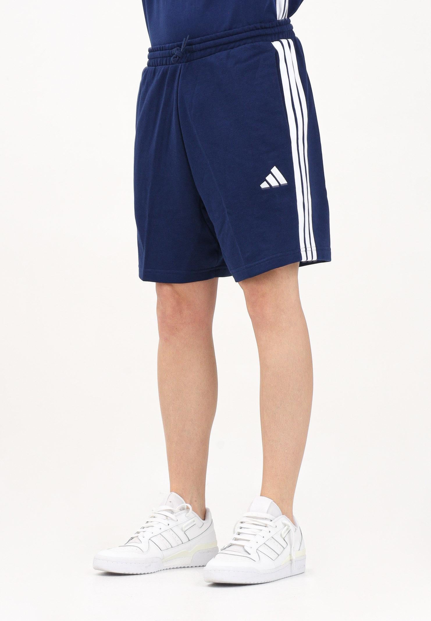 ADIDAS PERFORMANCE Shorts sportivo Essential 3-Stripes French Terry blu da uomo JE6417 . ADIDAS PERFORMANCE
