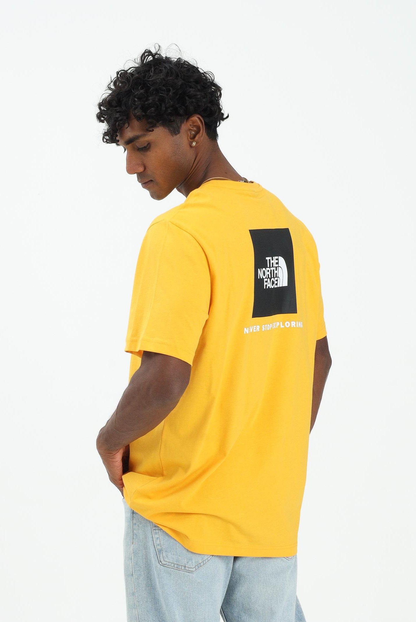 THE NORTH FACE T-shirt a manica corta NSE Reflective Box gialla da uomo NF0A87NPZU31 . THE NORTH FACE