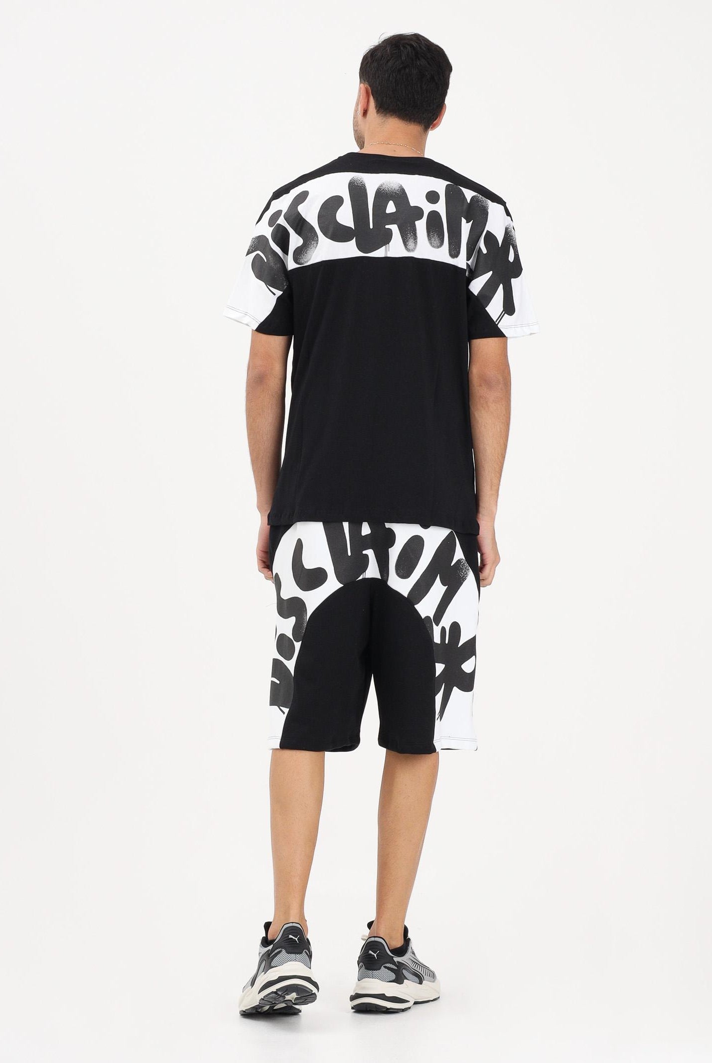 DISCLAIMER Shorts nero da uomo con stampa sul retro 26EDS55433 NEBI DISCLAIMER