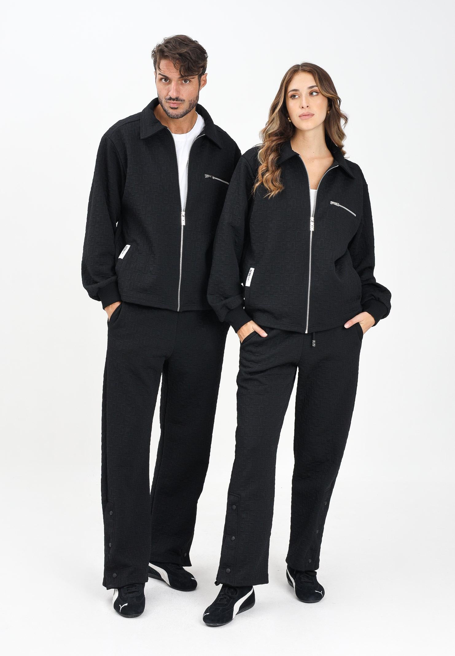 GCDS Pantalone sportivo nero per uomo e donna con lavorazione jacquard del logo B2CM3010TQ6 99 GCDS