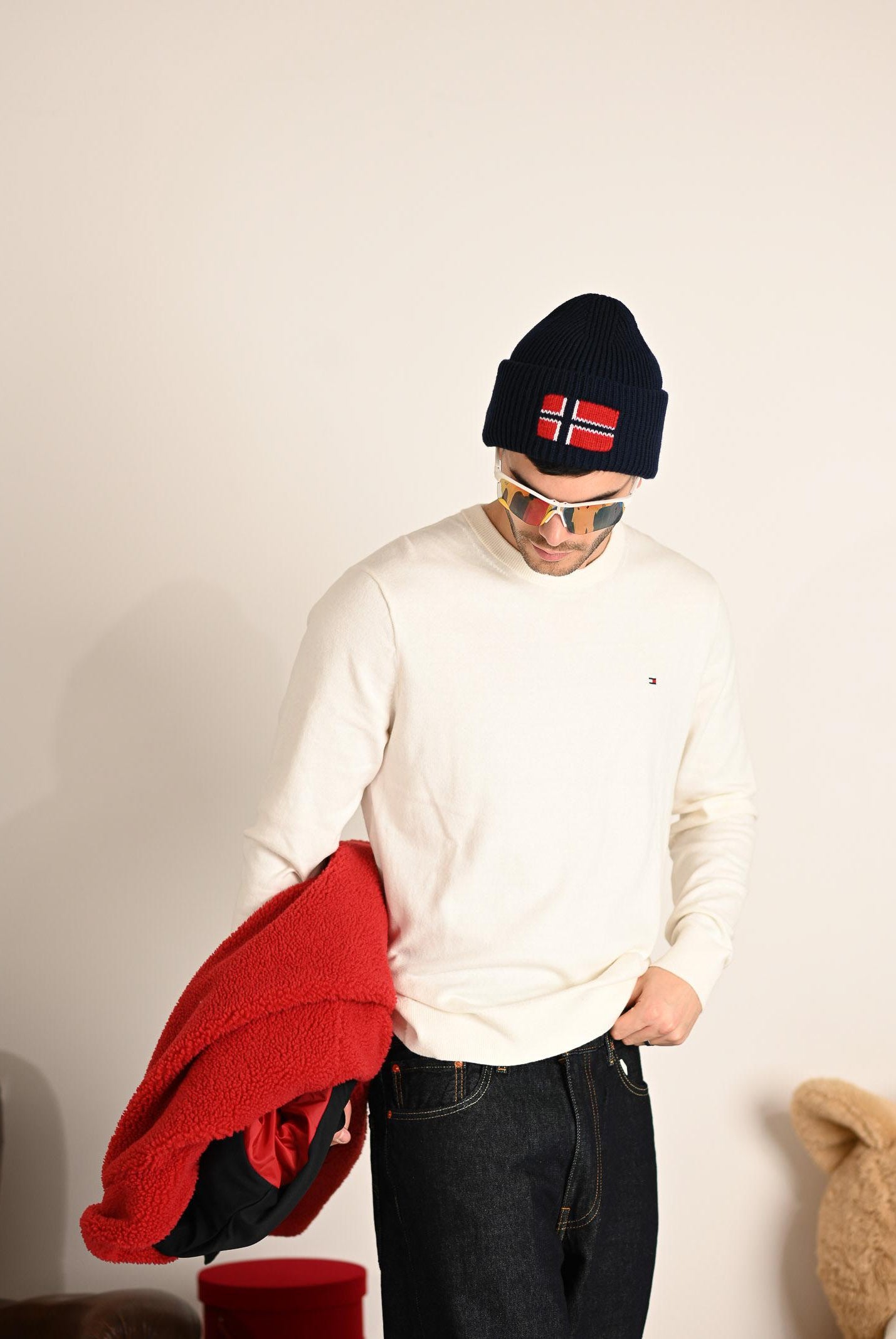 TOMMY HILFIGER Maglioncino girocollo panna da uomo con logo MW0MW28046Z00 . TOMMY HILFIGER