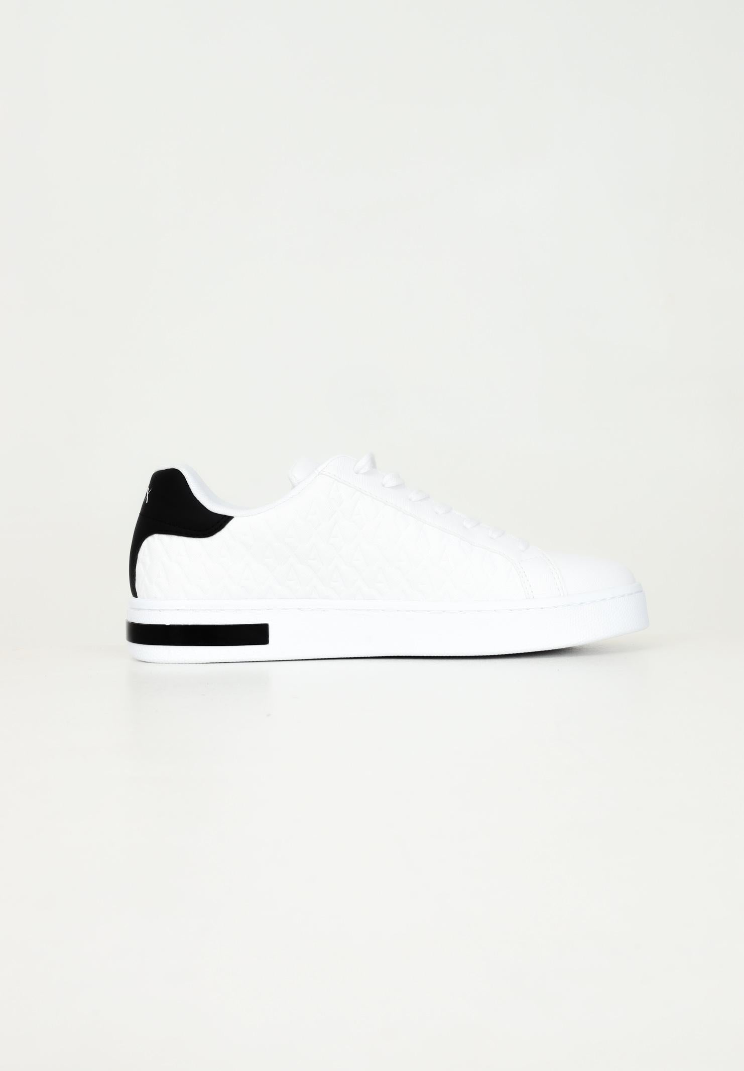 Sneakers bianche da uomo con logo all-over XM000140AF11916 M0028 ARMANI EXCHANGE