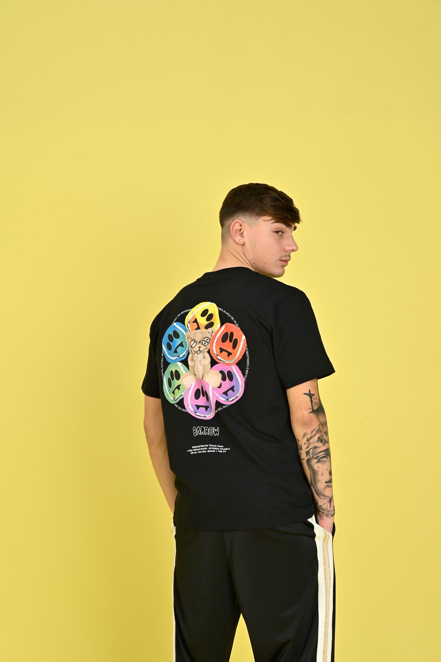 BARROW T-shirt a manica corta nera per uomo e donna con stampa S5BWUATH053 110 BARROW