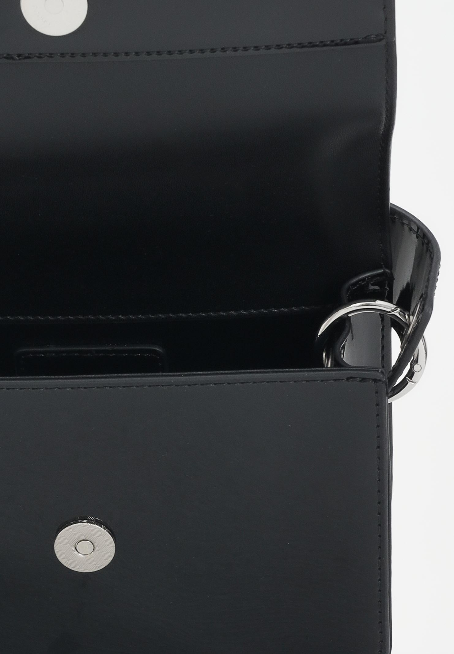 BLAUER Borsa a mano in vernice lucida nera da donna con logo F5MIN01LUXMIG BLK BLAUER