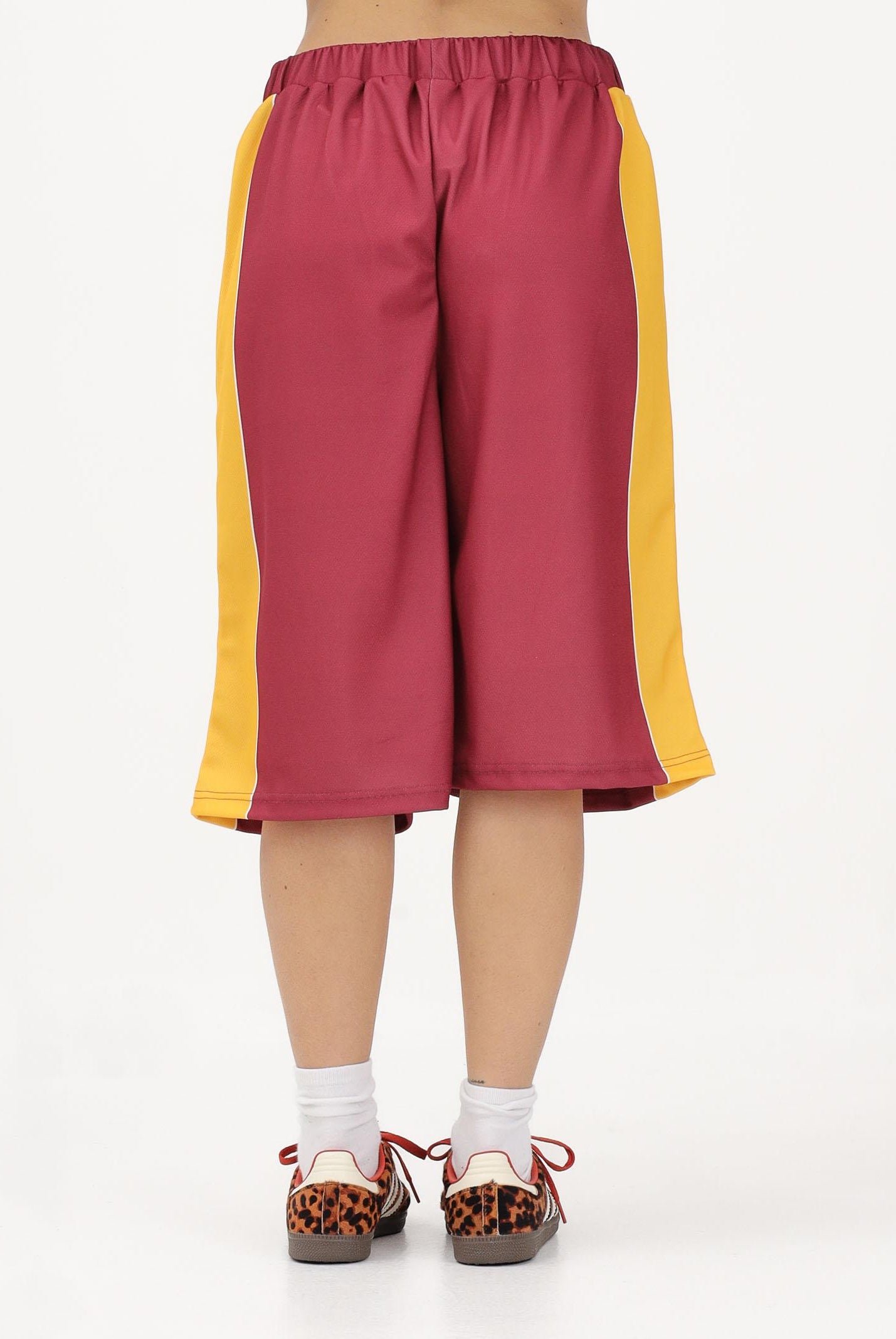 GCDS Shorts bordeaux per donna, ragazzi e bambini con logo C1BJQL710J338 468Y GCDS