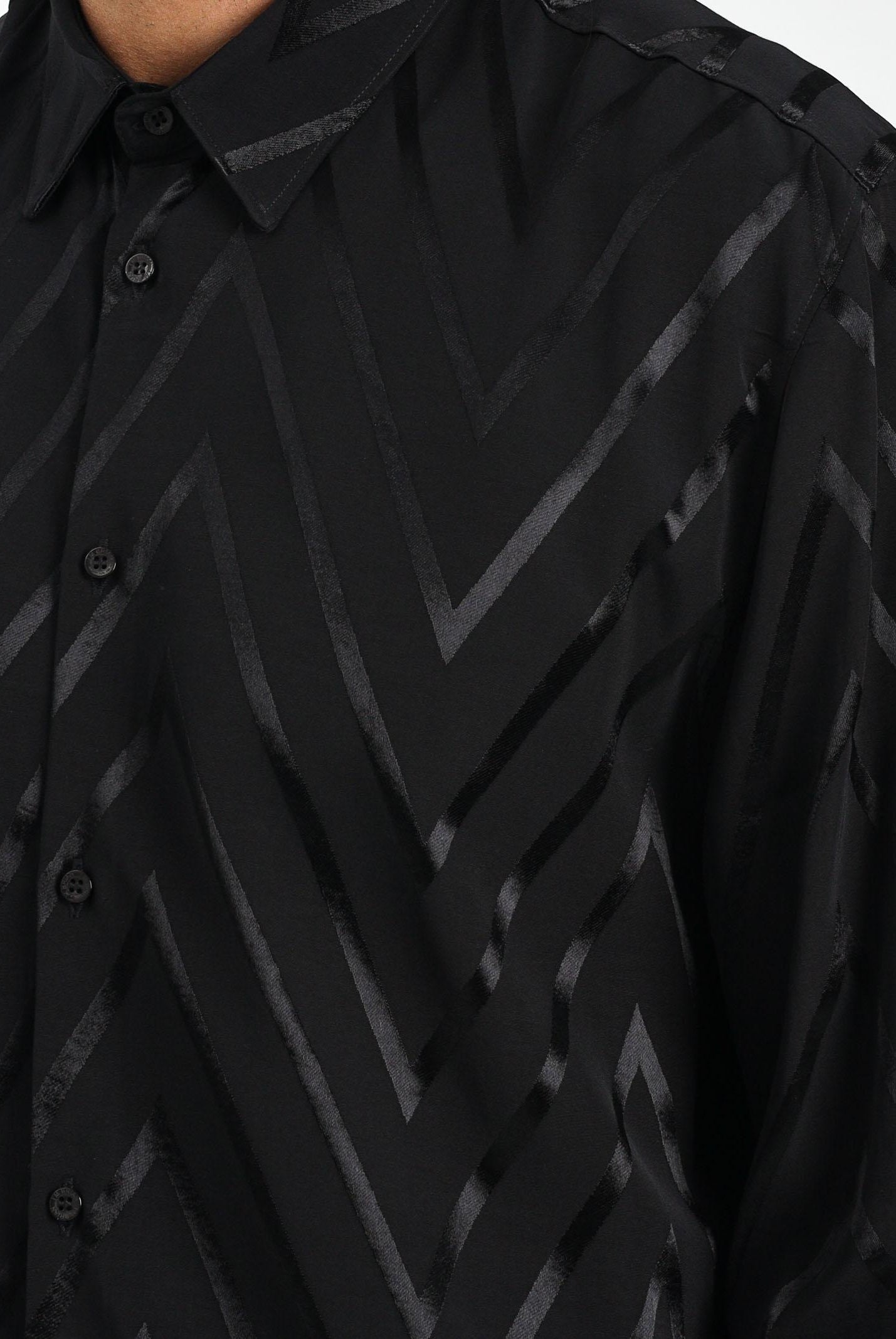 I'M BRIAN Camicia a manica lunga nera da uomo con fantasia a zig-zag CA3426 009 I'M BRIAN