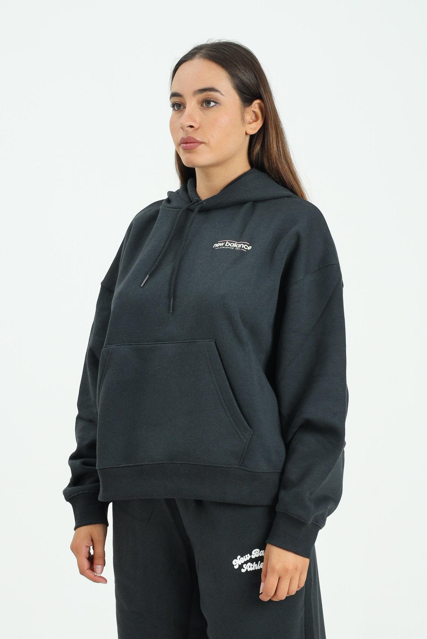 NEW BALANCE Felpa con zip Reimagined Fleece Oversized nera da donna WT53515BK . NEW BALANCE