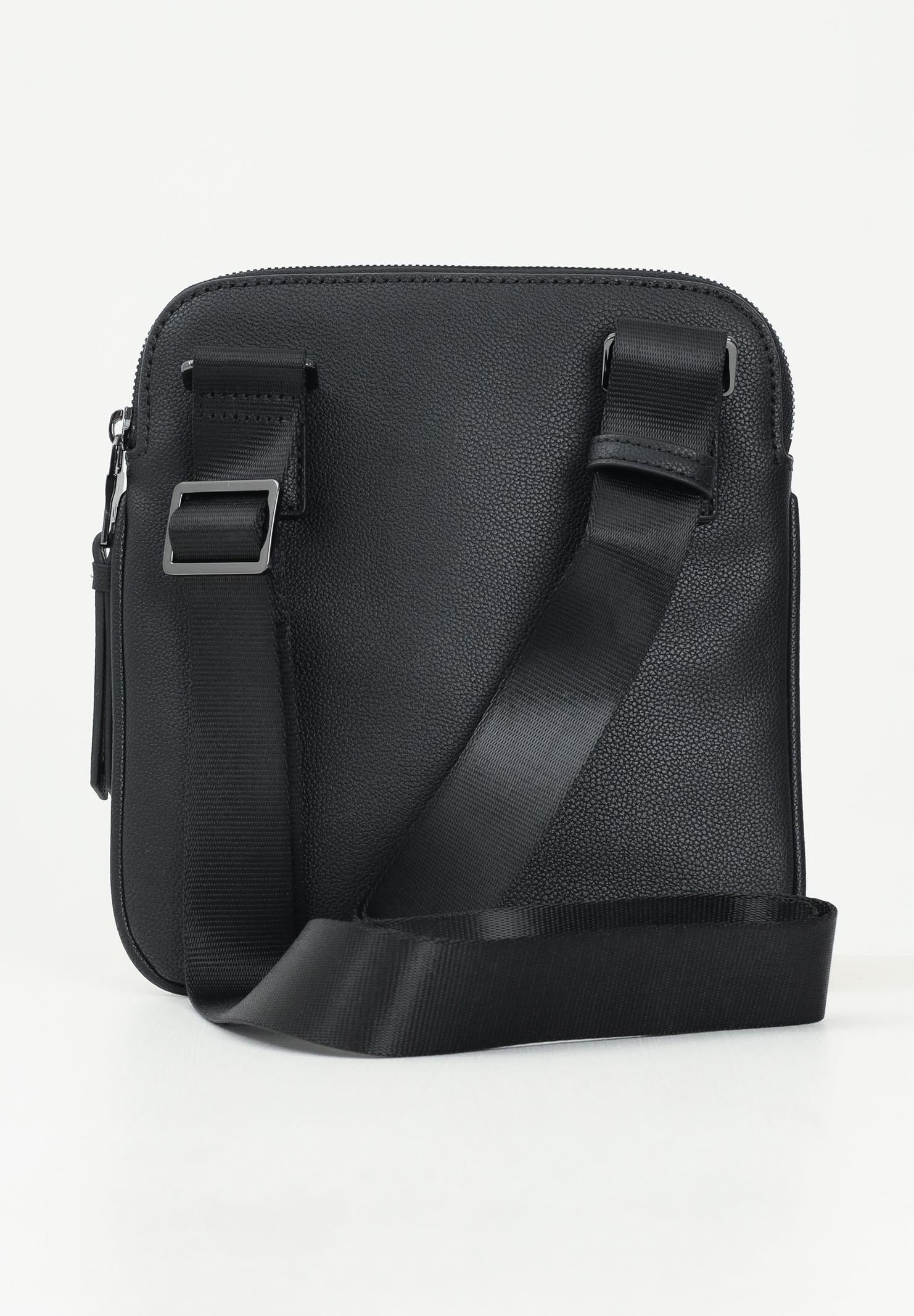 Borsello nero da uomo in ecopelle con logo frontale 952391CC830 00020 ARMANI EXCHANGE