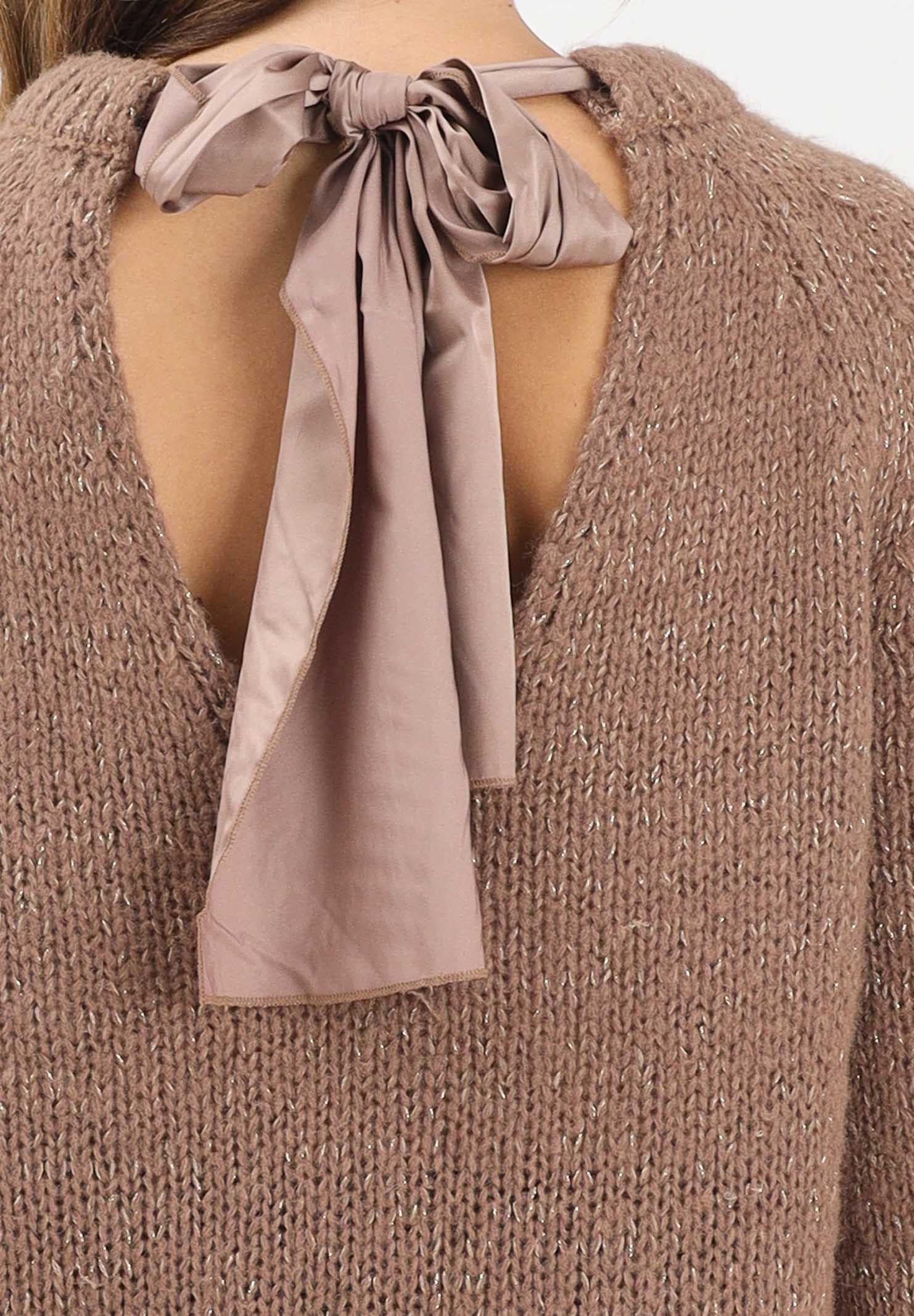 ONLY Maglioncino girocollo marrone da donna con fiocco sul retro 15353235 CocoaCrÈme ONLY