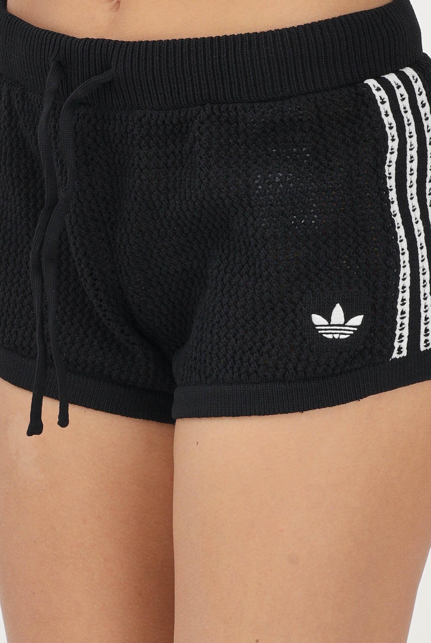 ADIDAS ORIGINALS Shorts Knitted Crochet nero da donna KC6478 . ADIDAS ORIGINALS