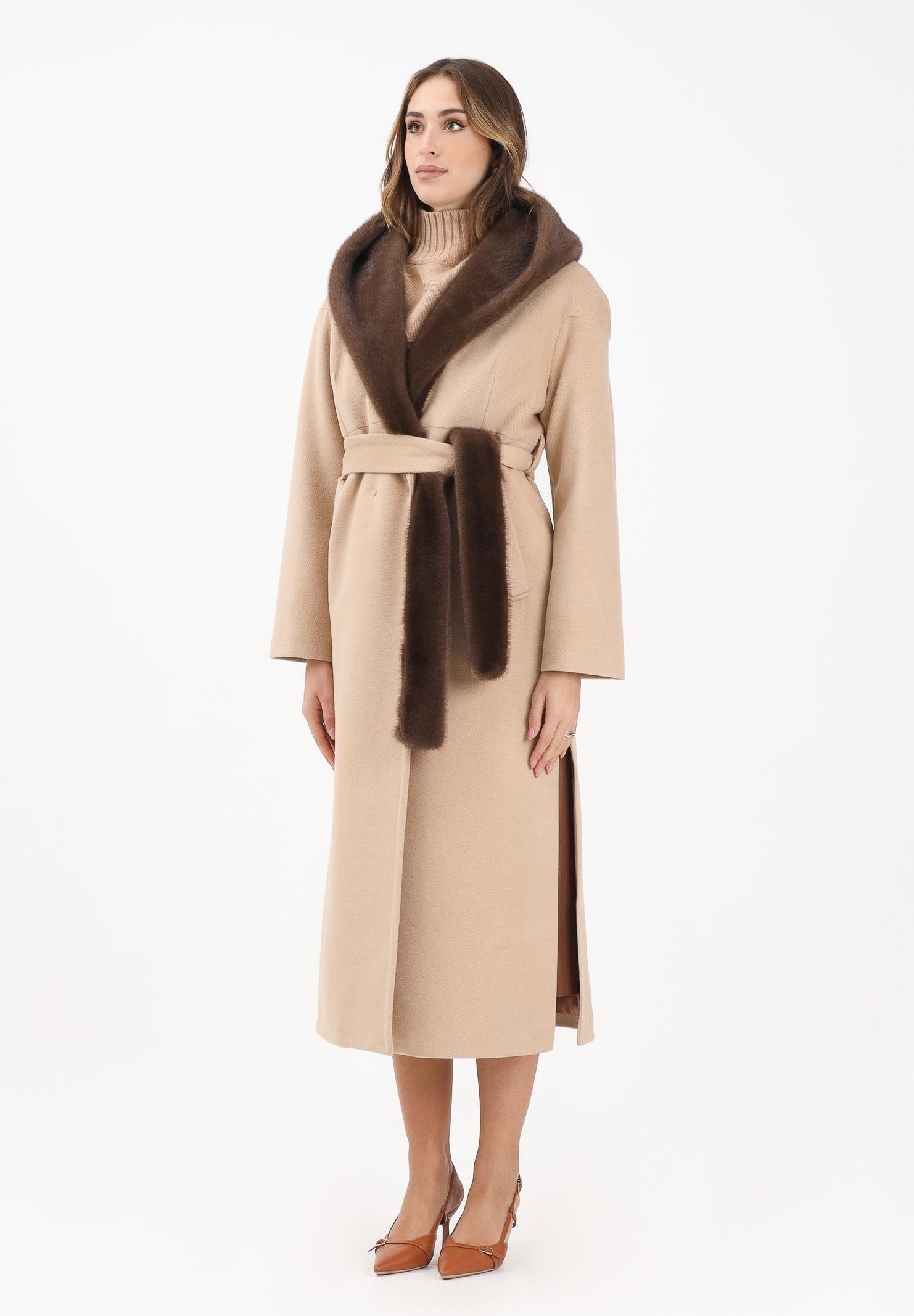 YES LONDON Cappotto beige da donna con dettagli in vera pelliccia CD1221 CA YES LONDON