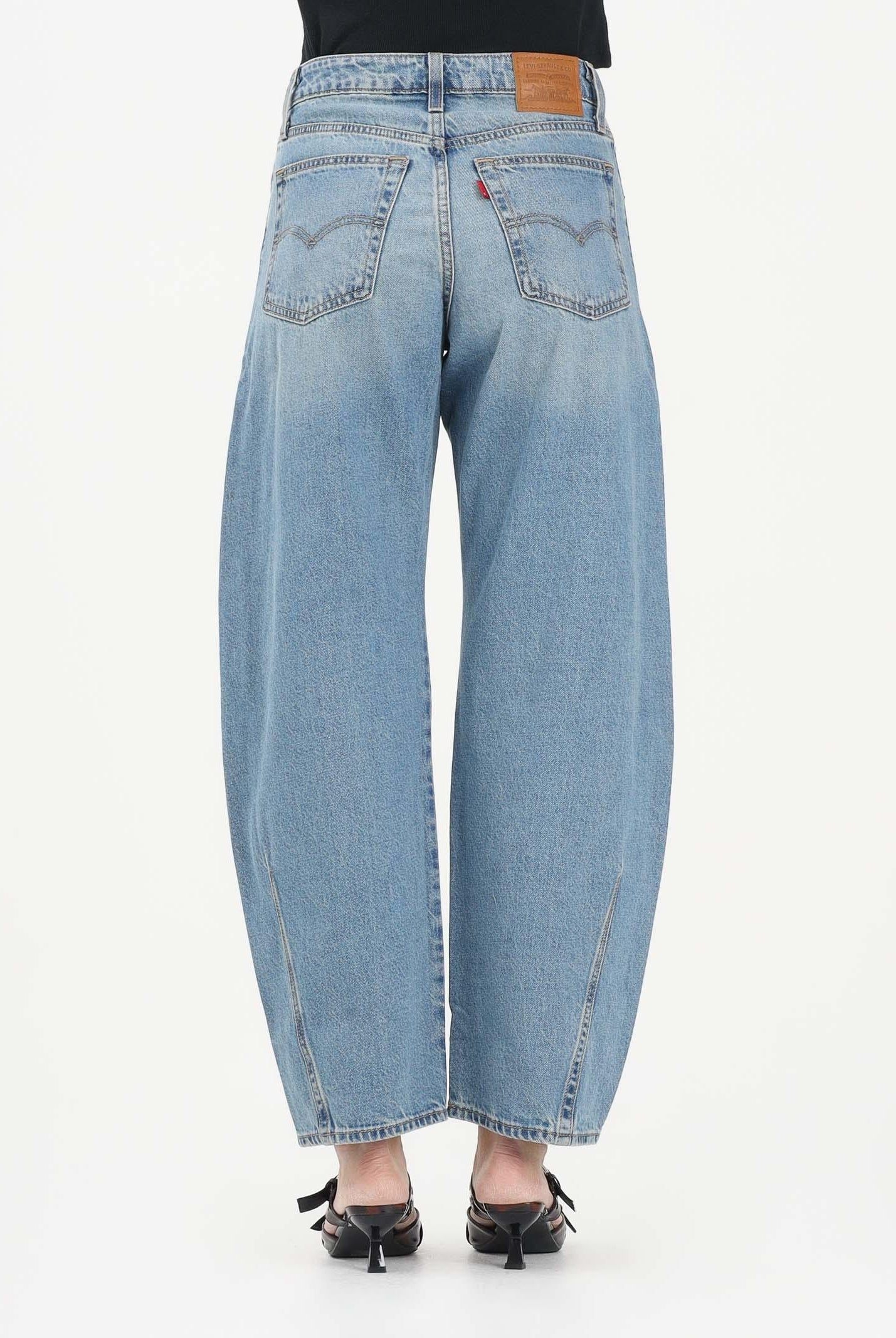 LEVI'S Jeans Baggy Barrel Modello Dad in denim medio da donna 0039A-0002 . LEVI'S®