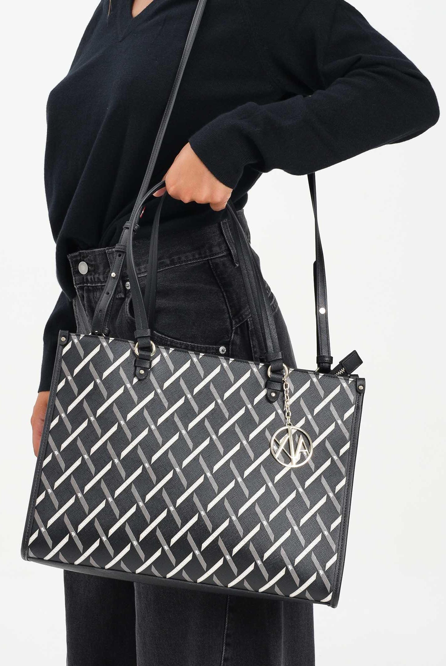 ARMANI EXCHANGE Shopper nera da donna con logo all over XW000927AF17155 MC043 ARMANI EXCHANGE