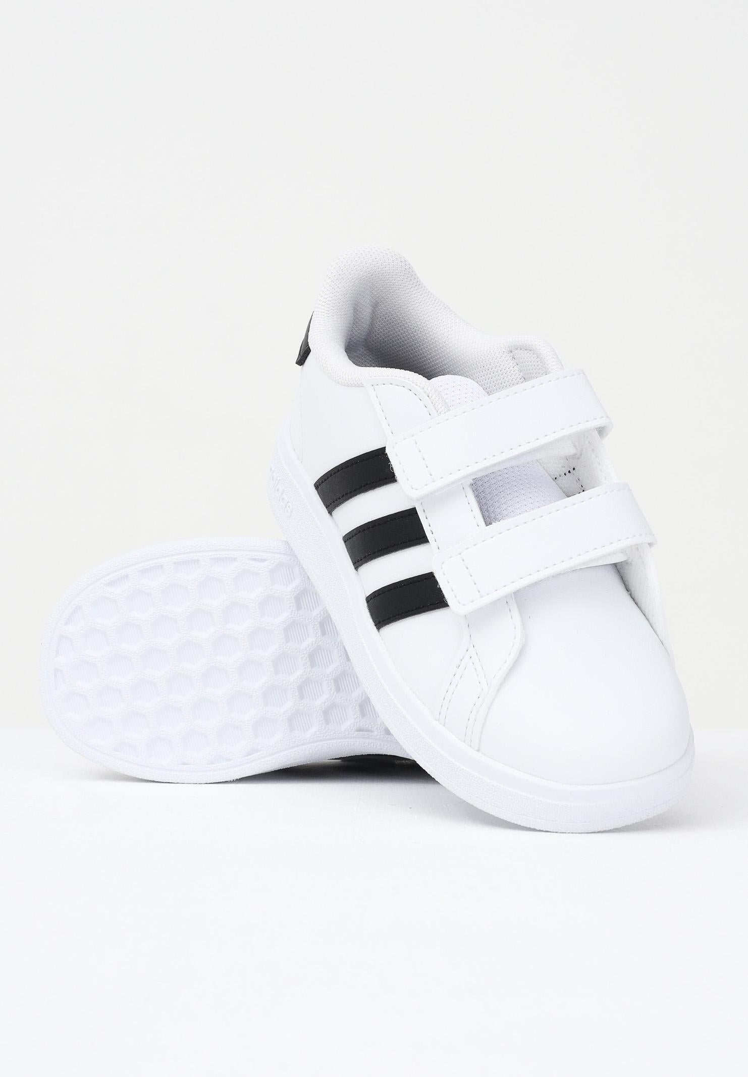 ADIDAS PERFORMANCE Sneakers Grand Court Lifestyle Hook and Loop bianche e nere da neonato GW6527 . ADIDAS PERFORMANCE