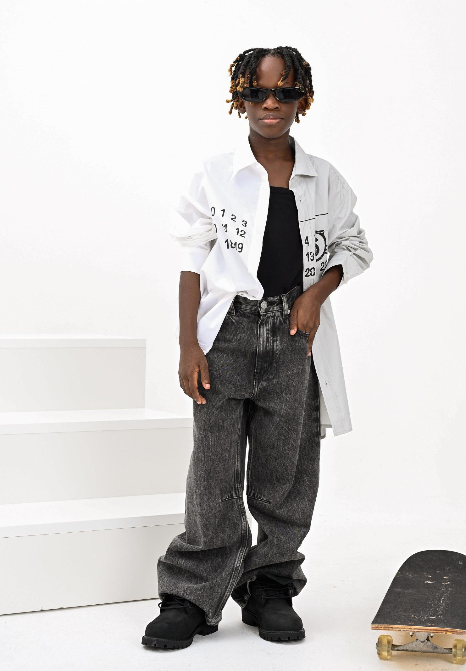 MAISON MARGIELA Jeans per donna, ragazzi e bambini in denim nero con leggere sfumature M60844MM06D M602 MAISON MARGIELA