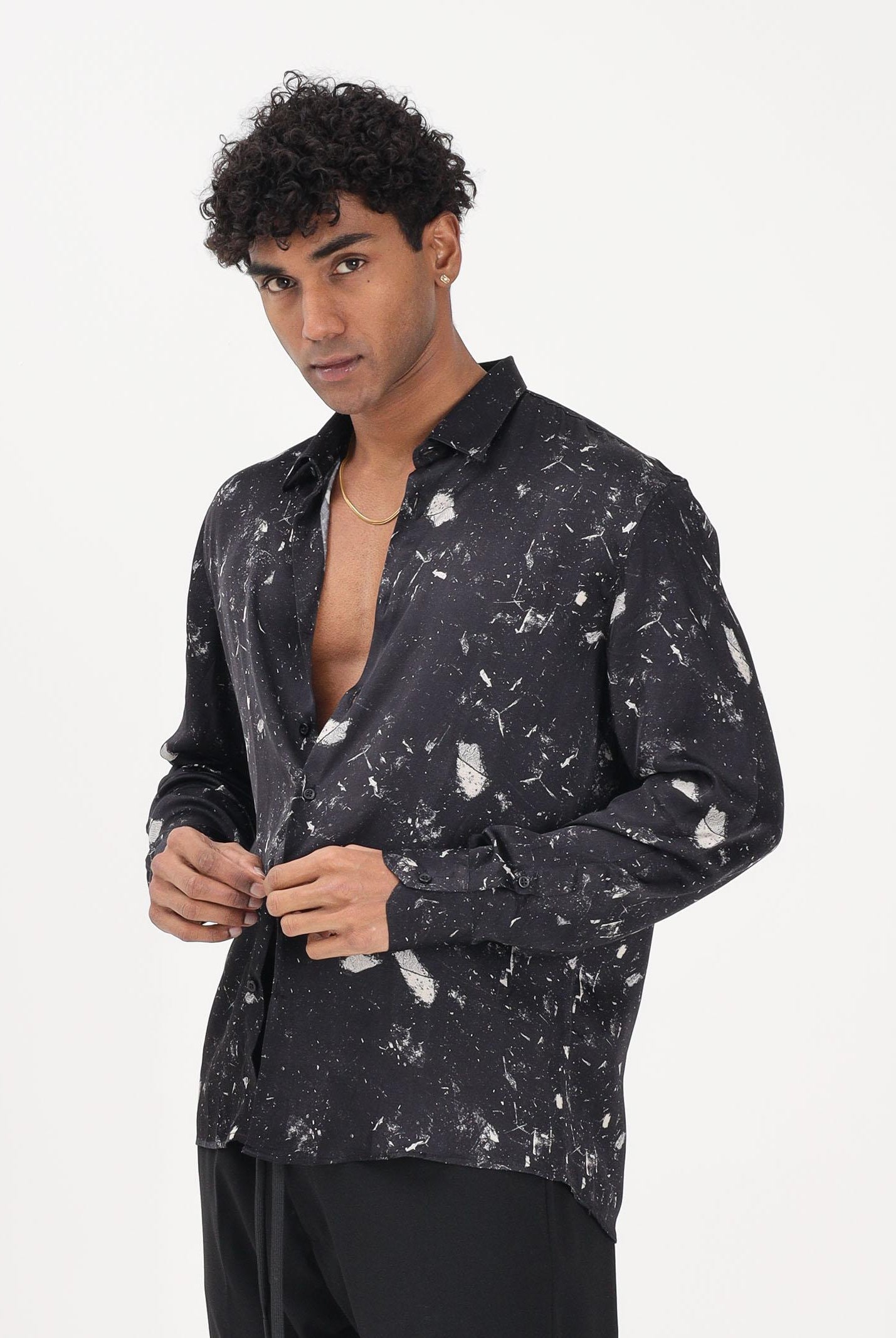 I'M BRIAN Camicia a manica lunga nera da uomo con stampa effetto splatter CA3618 0028 I'M BRIAN