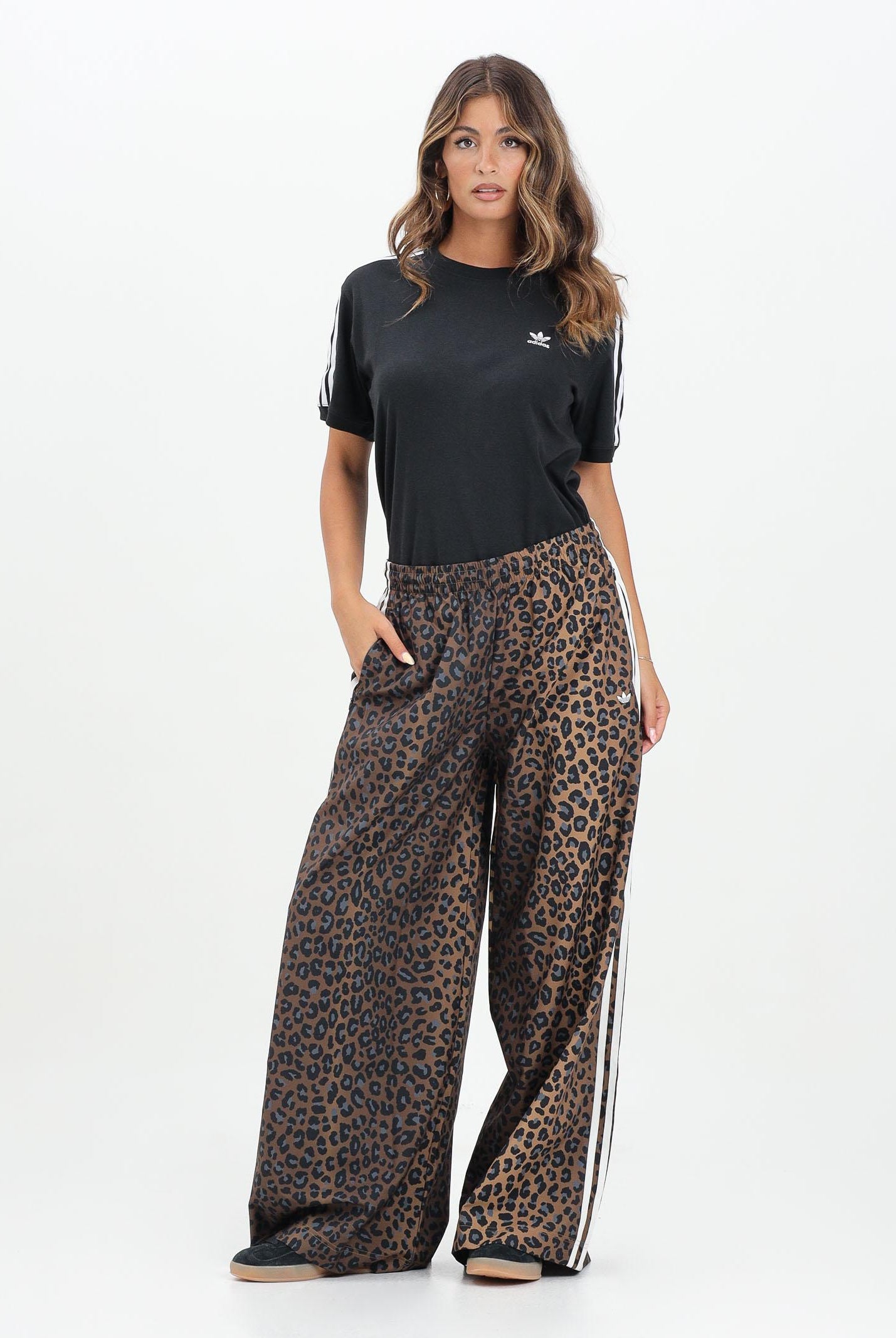 ADIDAS ORIGINALS Pantalone sportivo Leopard Firebird Oversized beige da donna JW7302 ADIDAS ORIGINALS