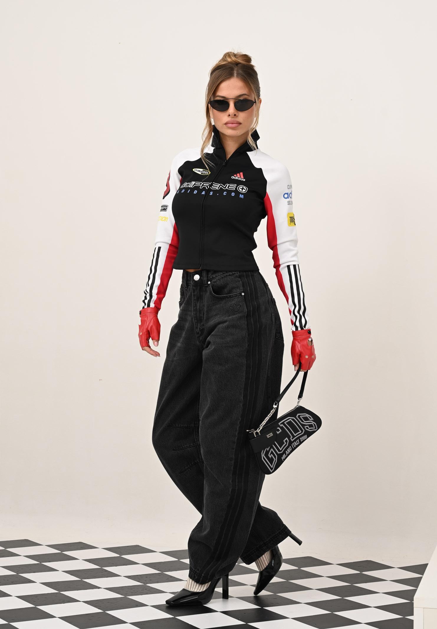 ADIDAS ORIGINALS Felpa con zip TEAMGEIST SLIM nera da donna KH1987 . ADIDAS ORIGINALS