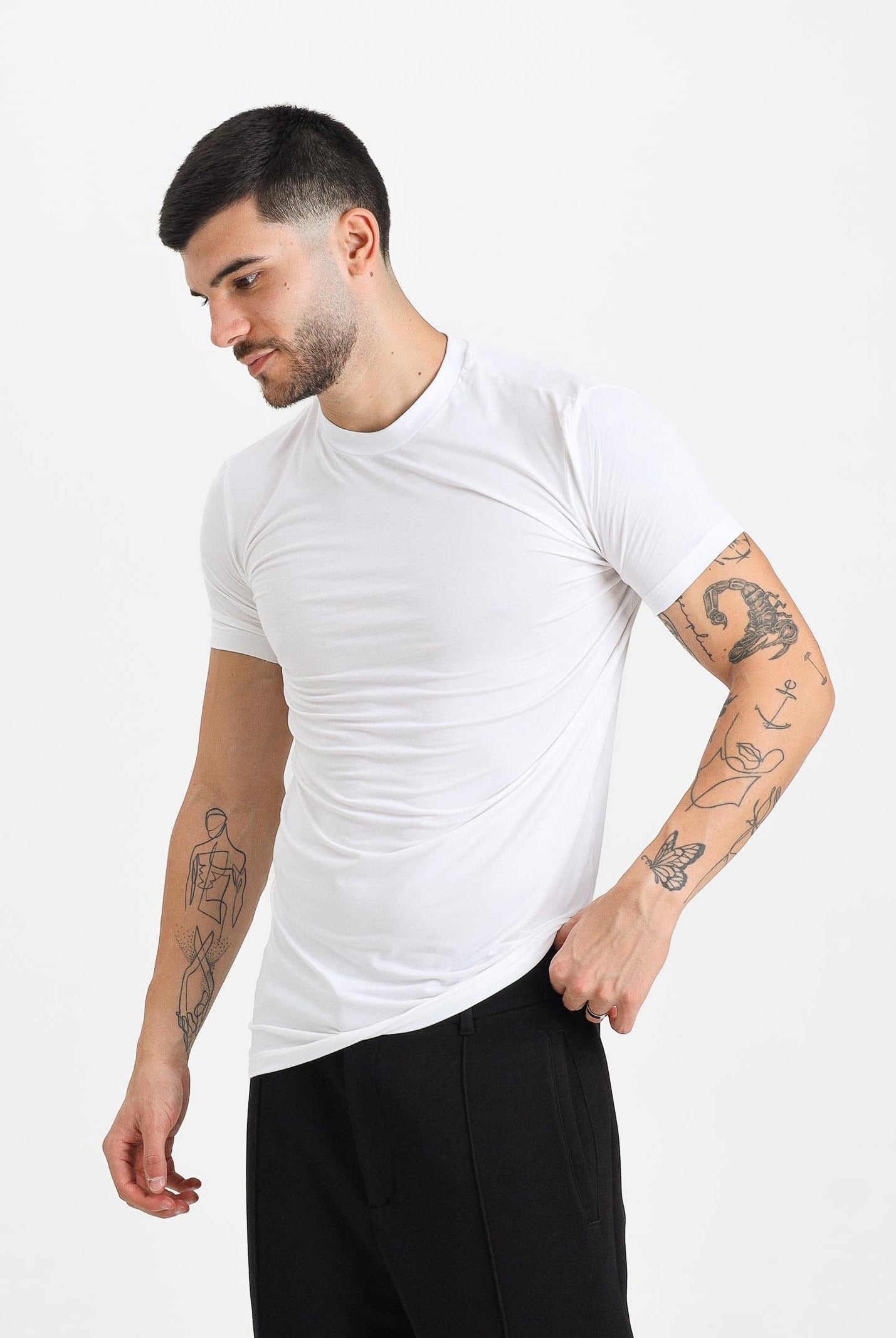 DSQUARED2 T-shirt a manica corta bianca da uomo con logo sul retro D9M206030 100 DSQUARED2