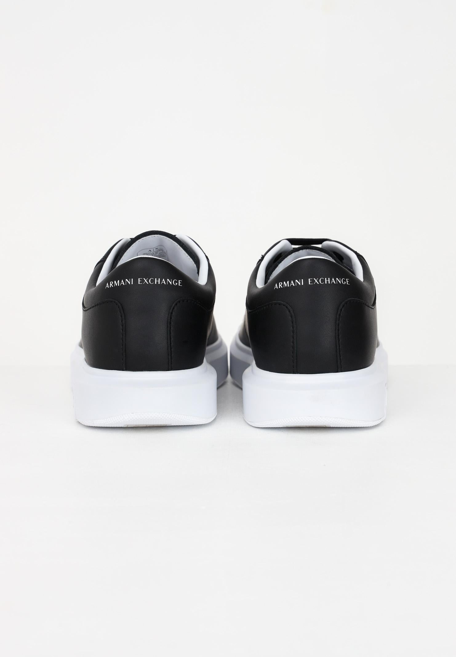 ARMANI EXCHANGE Sneakers nere da uomo con logo XUX123XV534 00002 ARMANI EXCHANGE