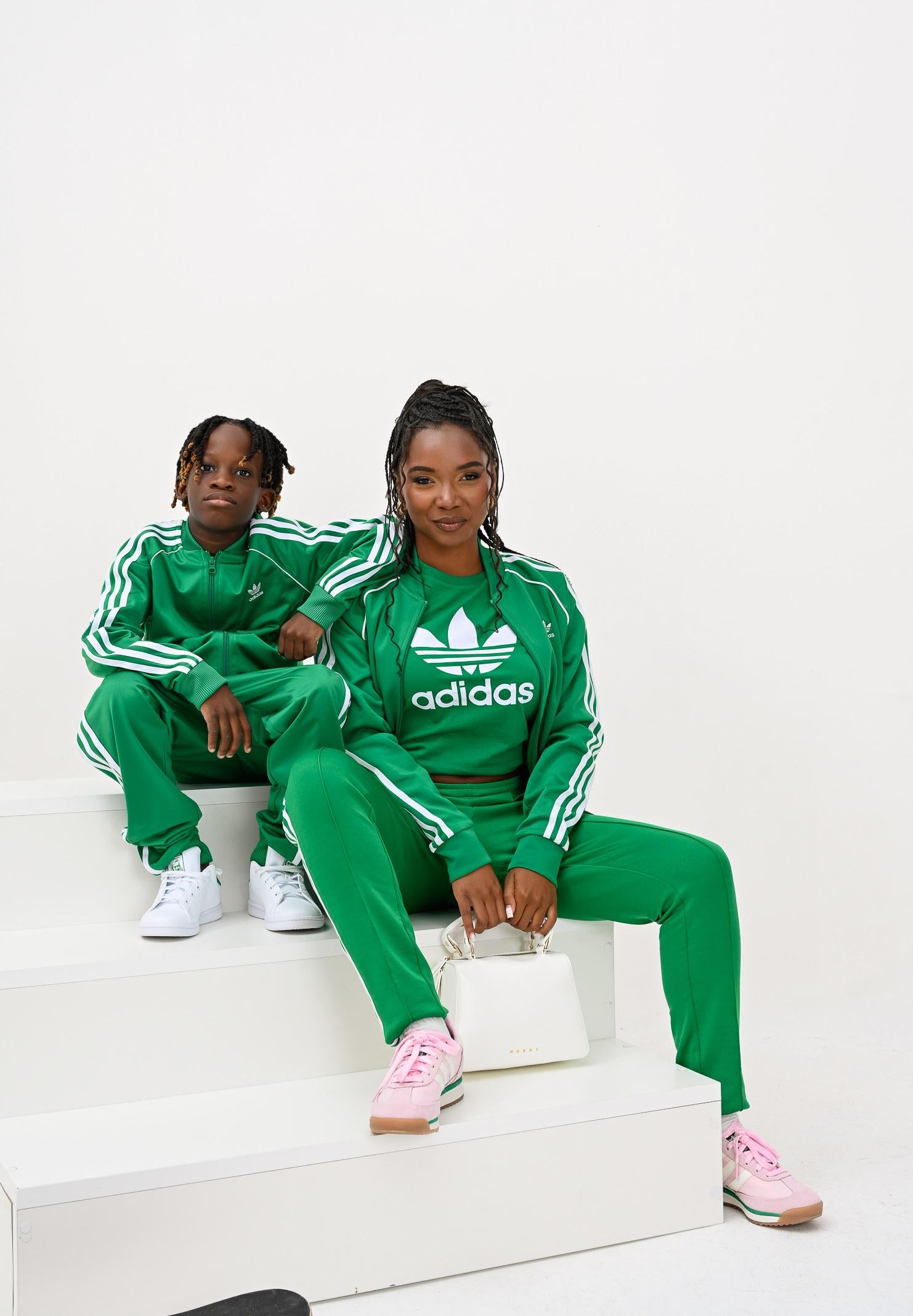 Felpa con zip Adicolor SST verde per bambino e bambnia IY7458 ADIDAS ORIGINALS