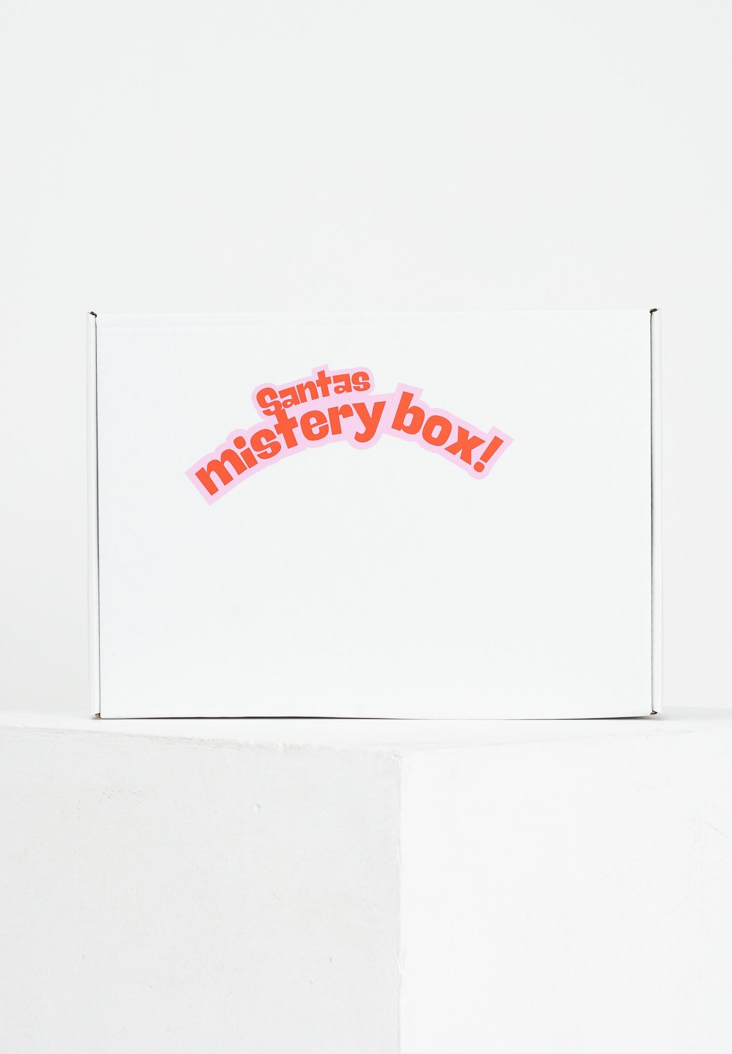 Mystery Box Santas 49 MISTERYBOX 49 . SANTAS