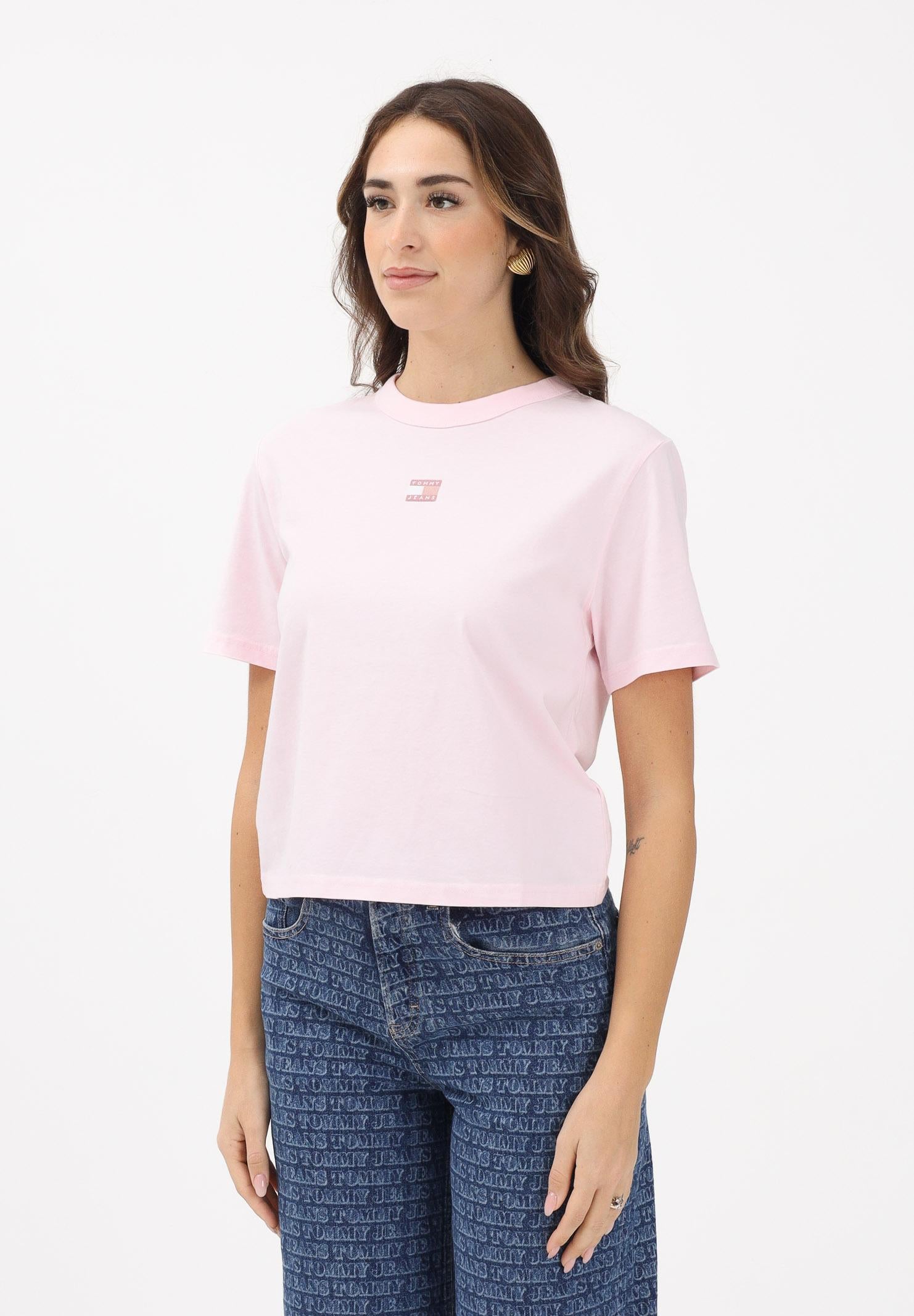 TOMMY JEANS T-shirt a manica corta Boxy Badge rosa da donna DW0DW22202 TOG TOMMY JEANS