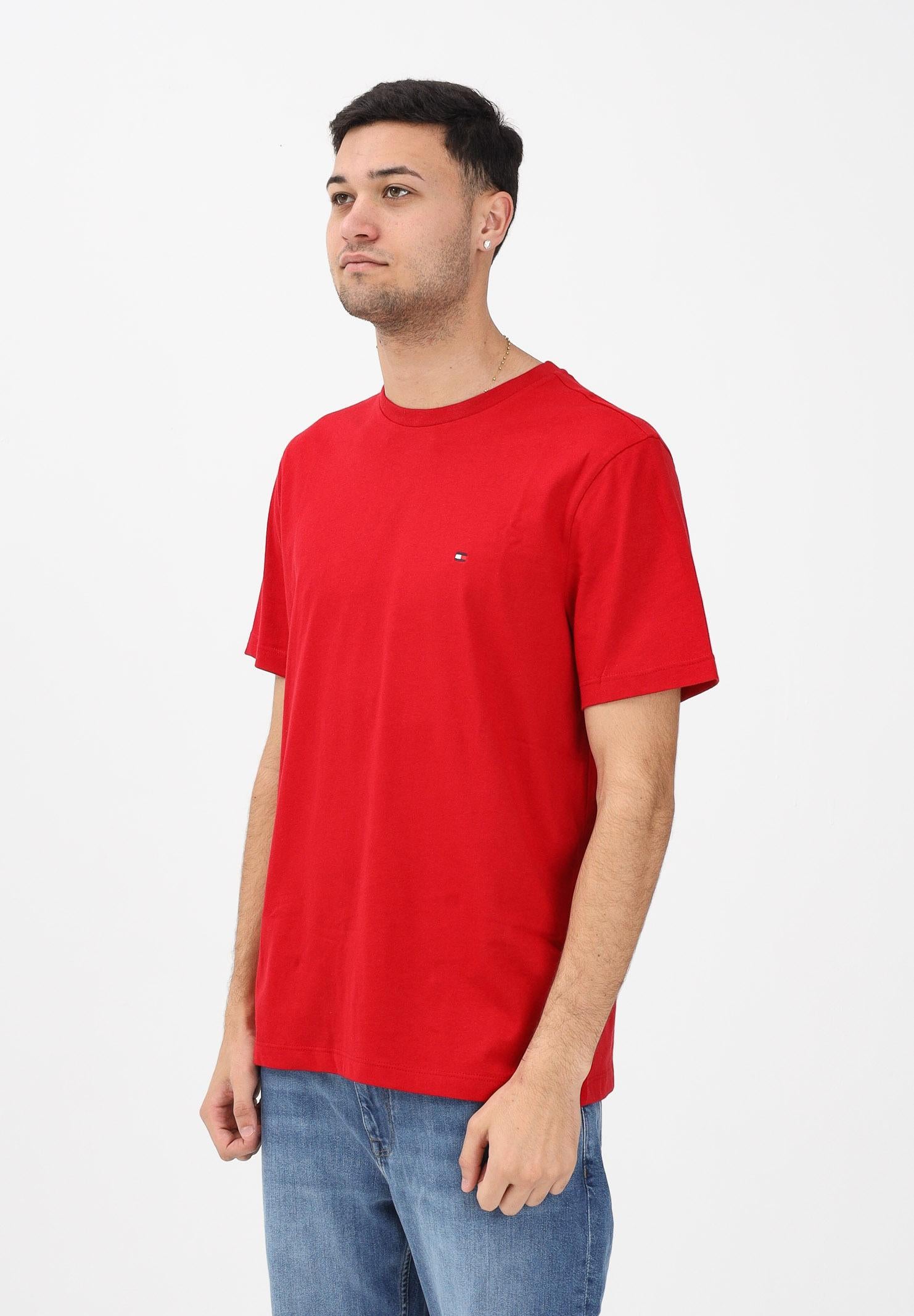 TOMMY HILFIGER T-shirt a manica corta rossa da uomo con logo MW0MW39995 XLD TOMMY HILFIGER