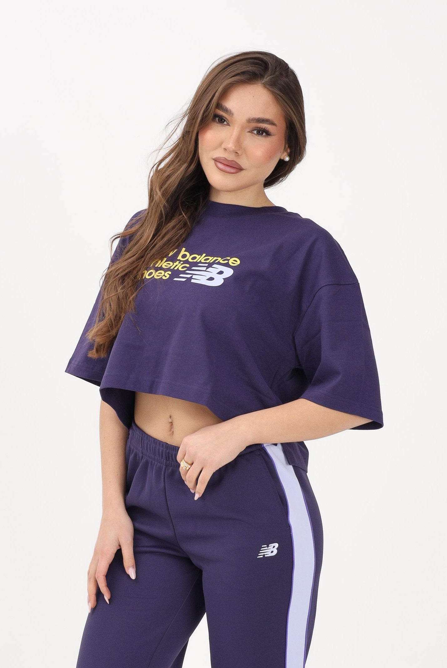 NEW BALANCE T-shirt a manica corta Athletics Premium Chest Logo viola da donna WT51908BOY . NEW BALANCE