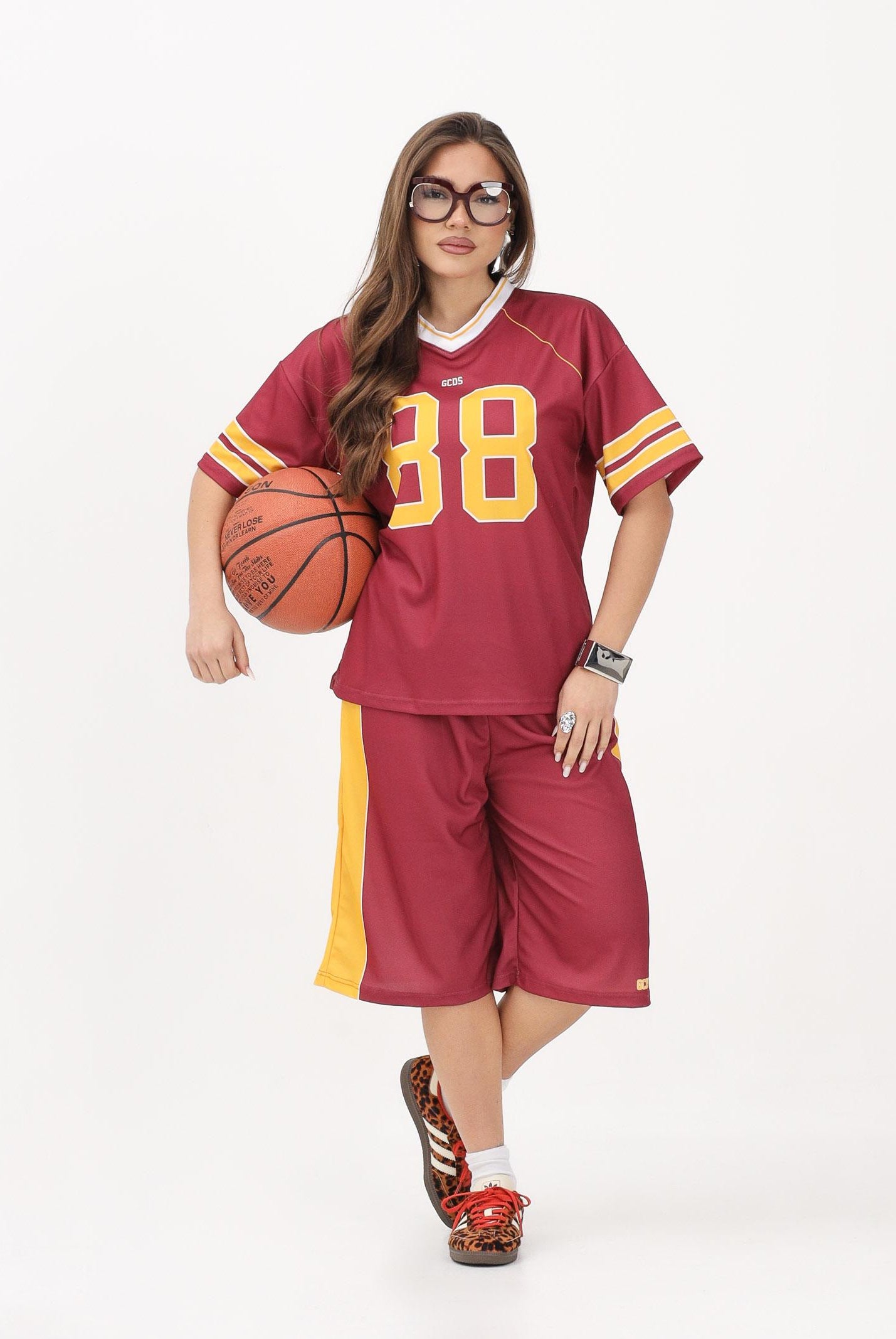 GCDS Shorts bordeaux per donna, ragazzi e bambini con logo C1BJQL710J338 468Y GCDS