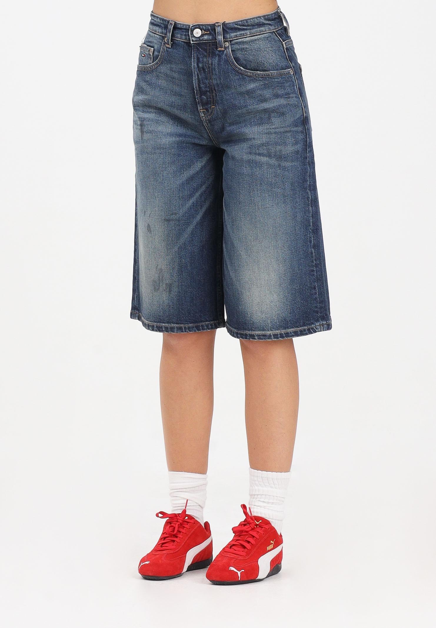 TOMMY JEANS Bermuda in denim medio da donna DW0DW221431BK TOMMY JEANS