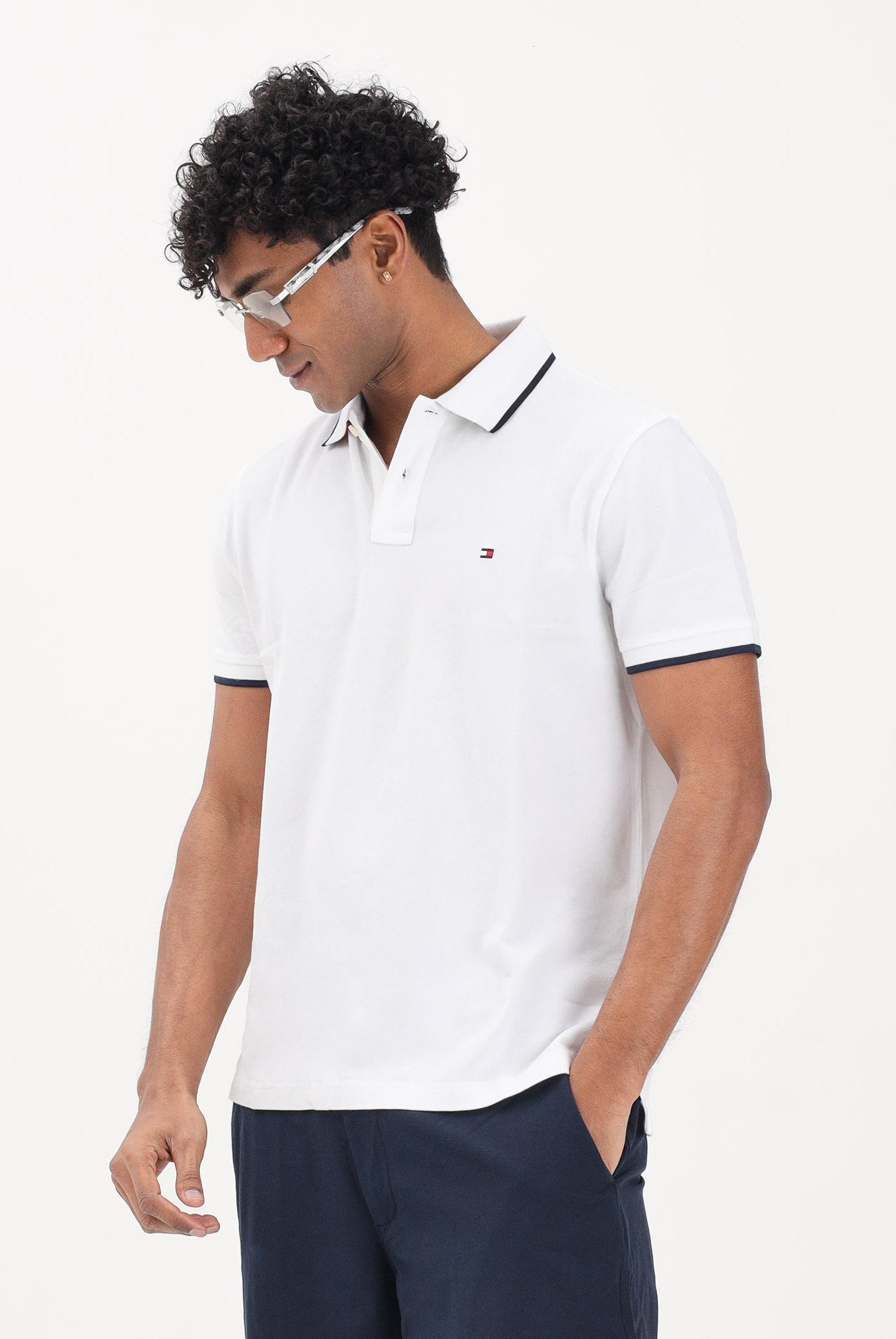 TOMMY HILFIGER Polo a manica corta bianca da uomo con logo MW0MW42748 YBR TOMMY HILFIGER