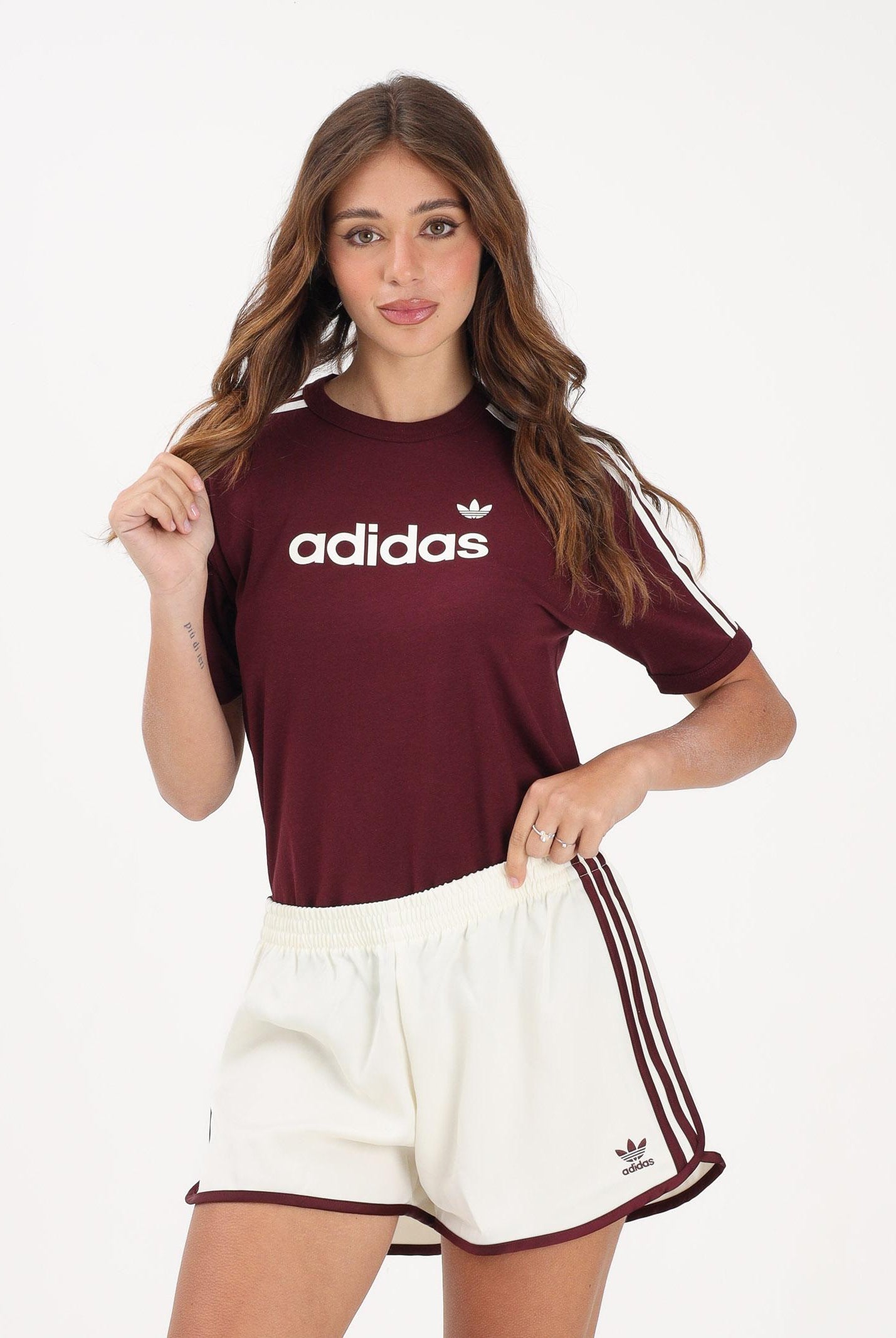 ADIDAS ORIGINALS T-shirt a manica corta LINEAR bordeaux da donna KD3710 . ADIDAS ORIGINALS