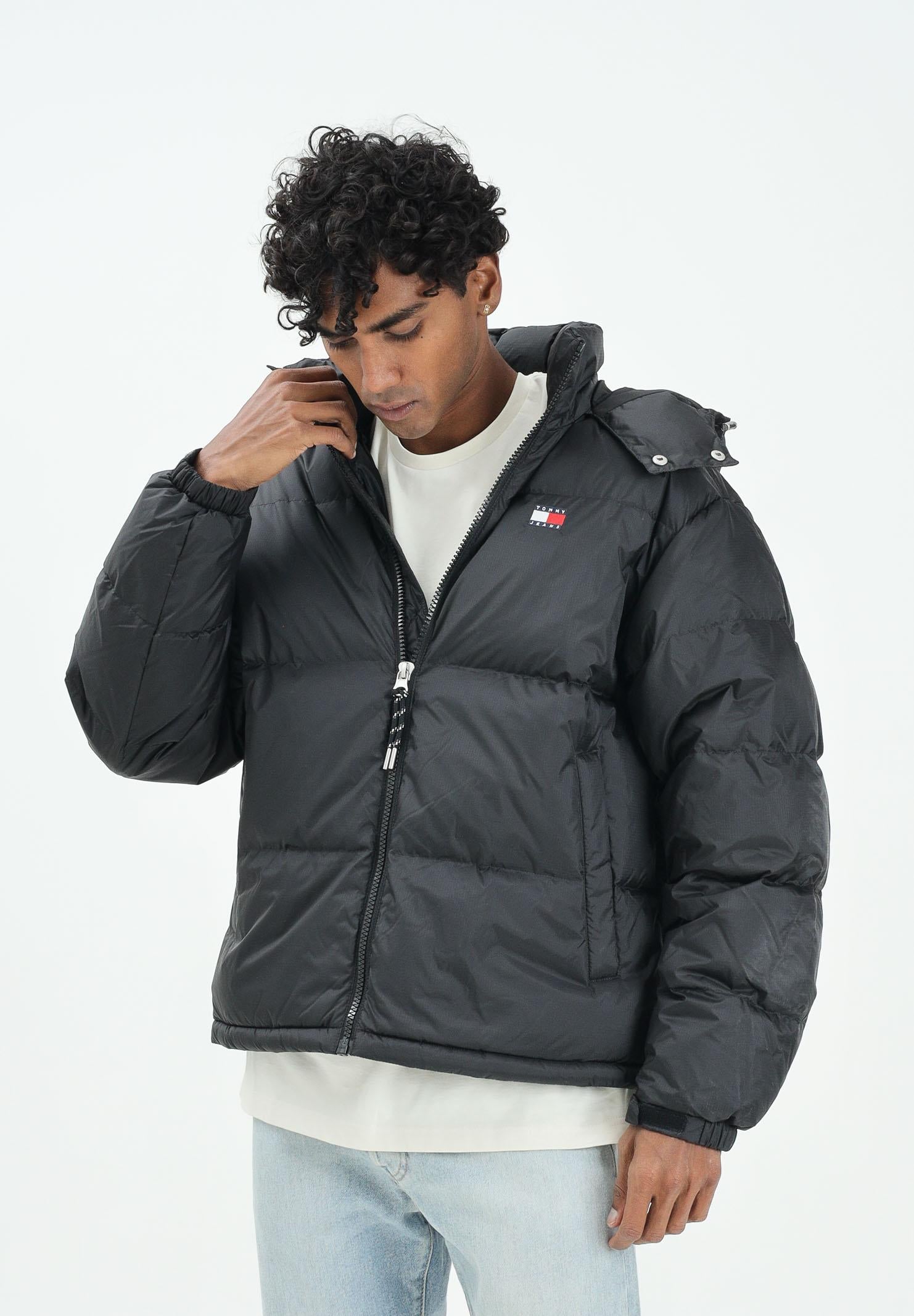 TOMMY JEANS Piumino Alaska nero da uomo DM0DM22036BDS . TOMMY JEANS