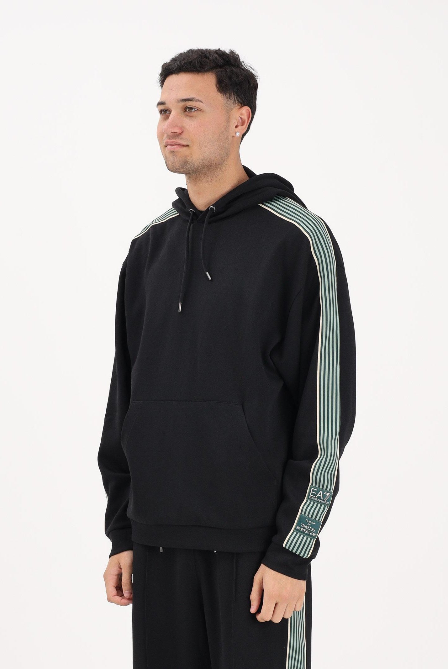 EA7 Felpa con cappuccio nera da uomo rifinita da dettaglio in gros con righe bicolore 7M001508AF12660 UC001 EA7