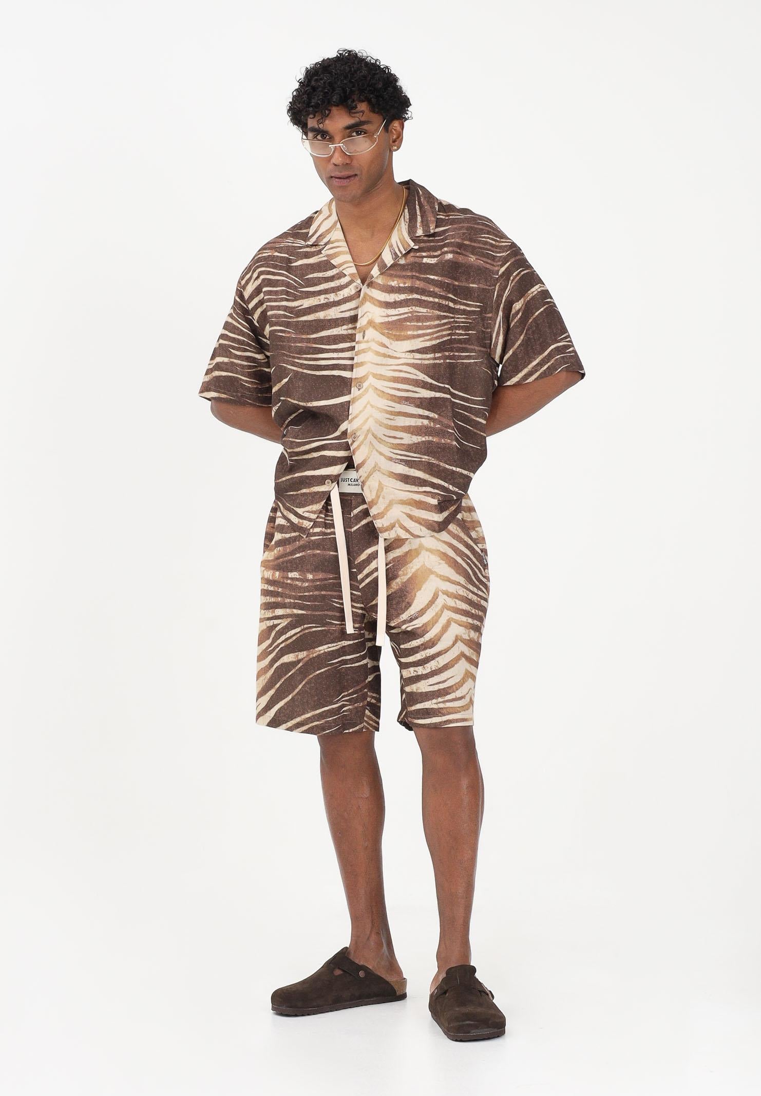 JUST CAVALLI Shorts beige da uomo con stampa animalier effetto tigre 80OADF02CNF06 R83 JUST CAVALLI